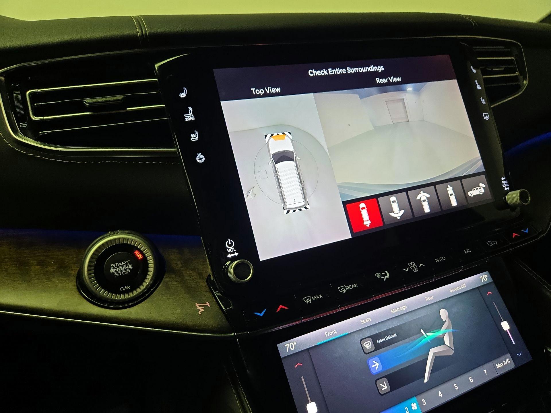 Thumbnail: 2022 Jeep Grand Wagoneer - 15