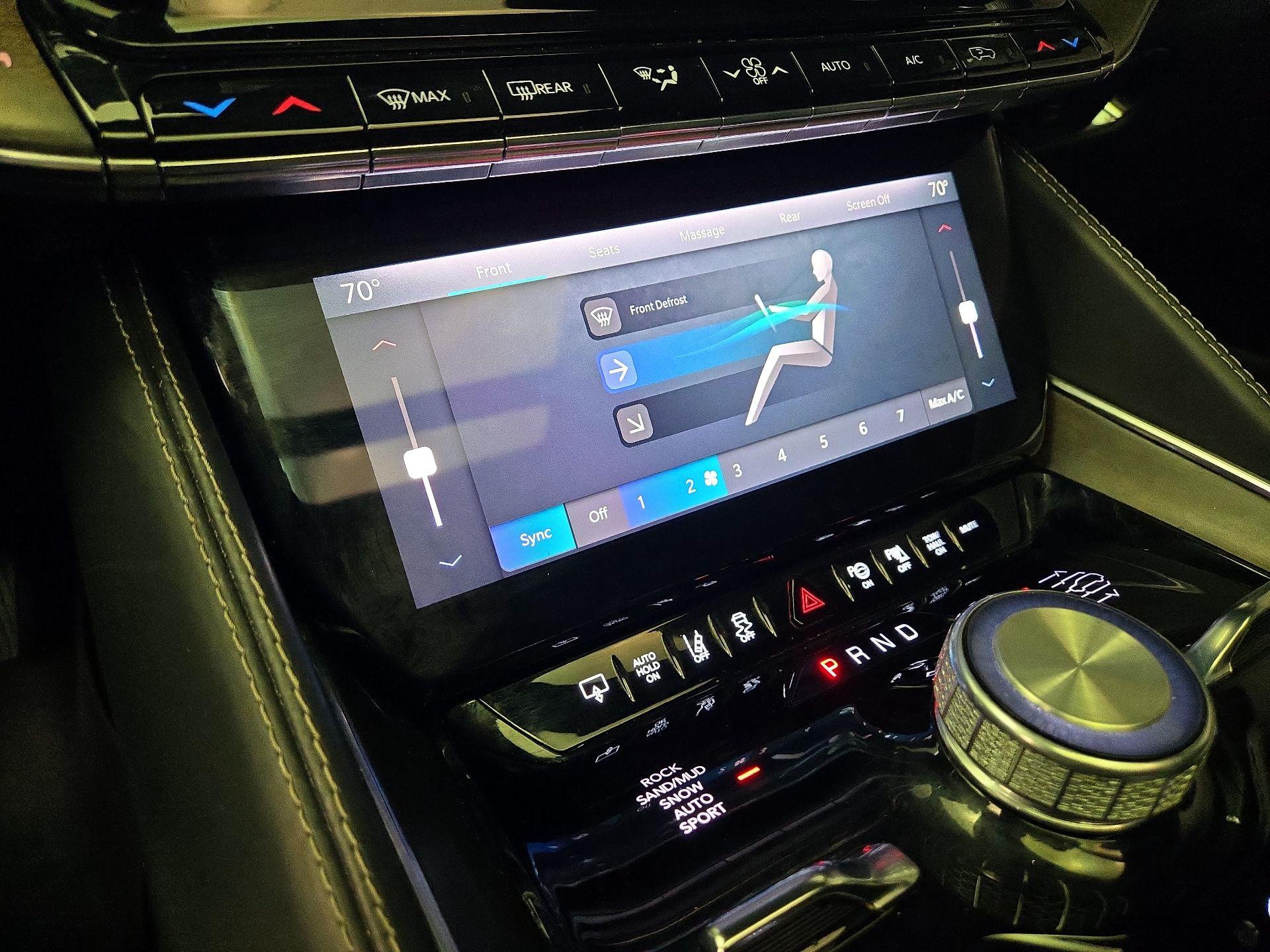 Thumbnail: 2022 Jeep Grand Wagoneer - 17