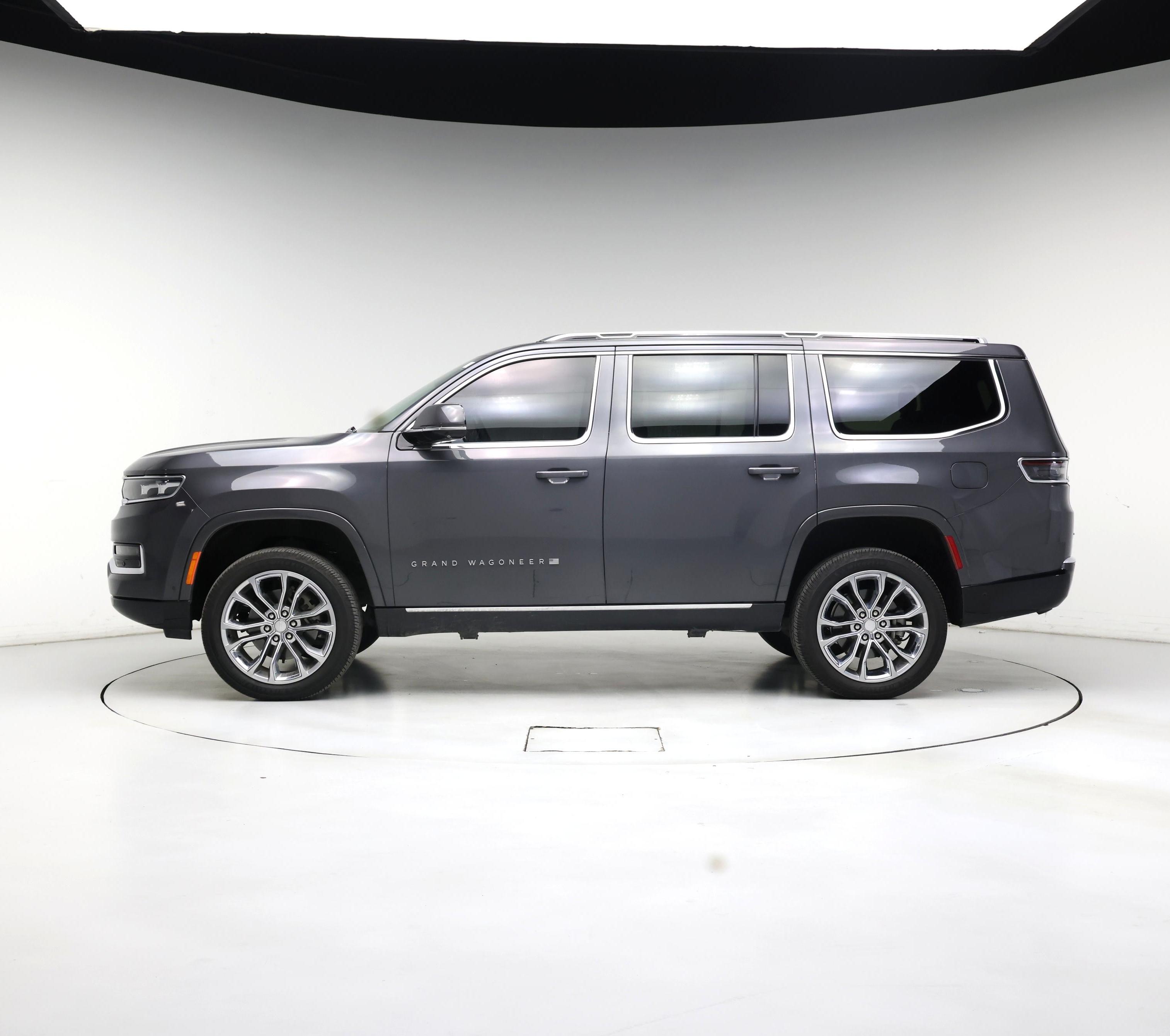 Thumbnail: 2022 Jeep Grand Wagoneer - 3