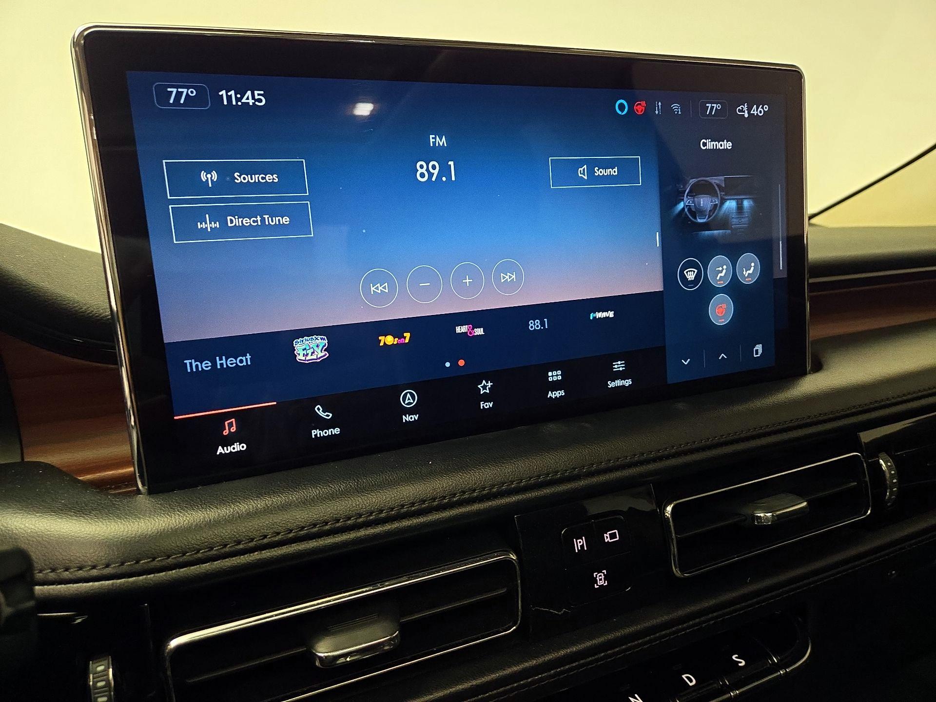 Thumbnail: 2021 Lincoln Nautilus - 16