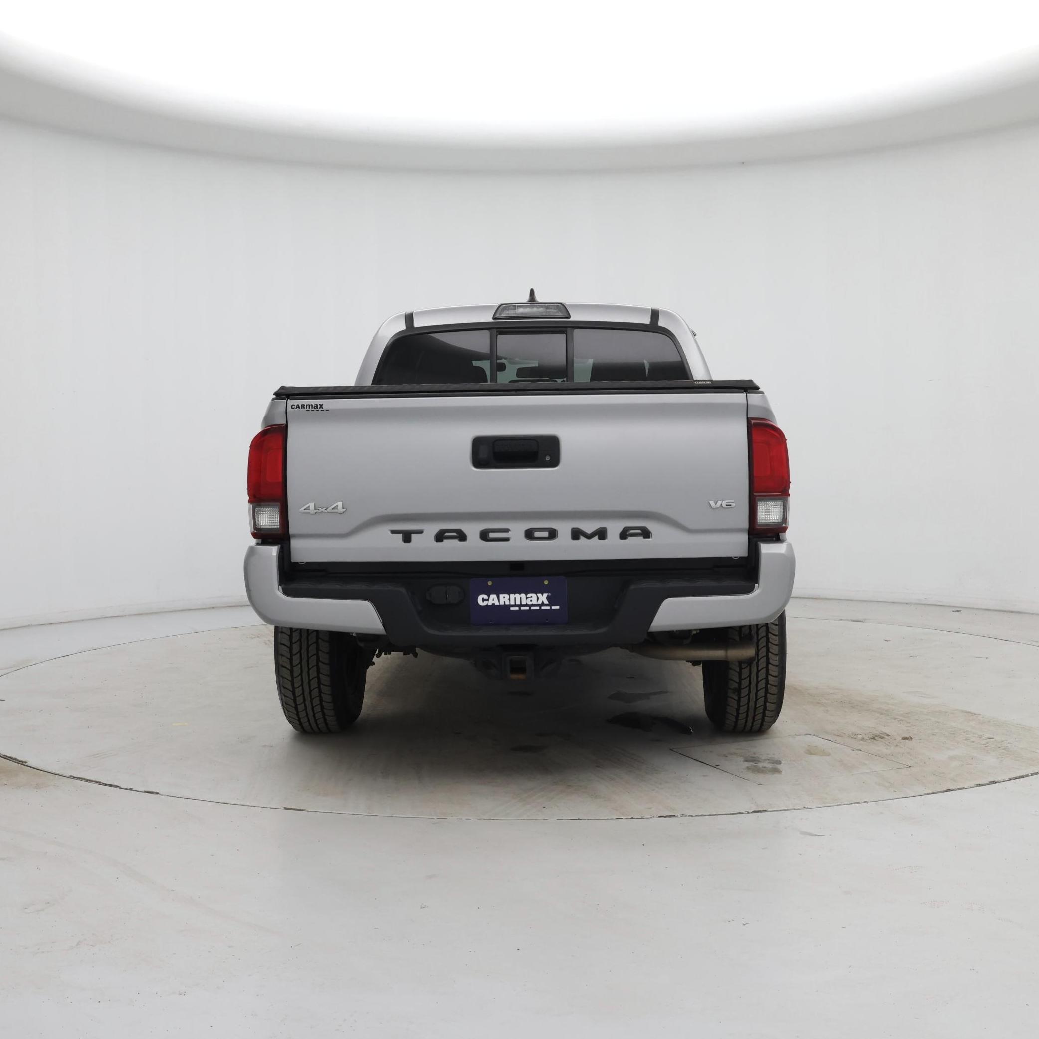 Thumbnail: 2019 Toyota Tacoma - 6