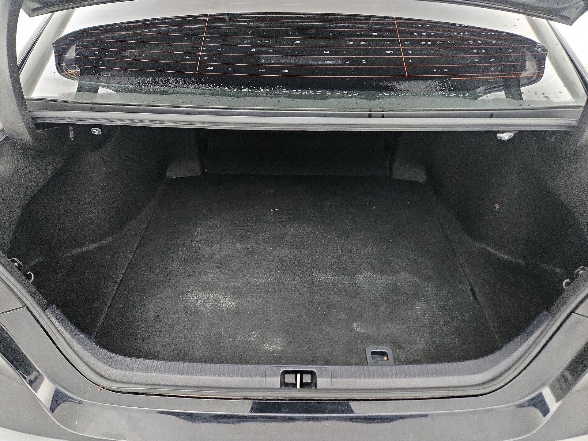 Thumbnail: 2021 Toyota Camry - 20