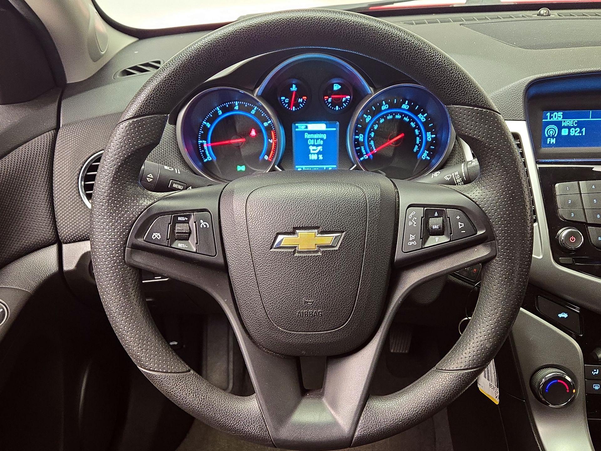 Thumbnail: 2015 Chevrolet Cruze - 10