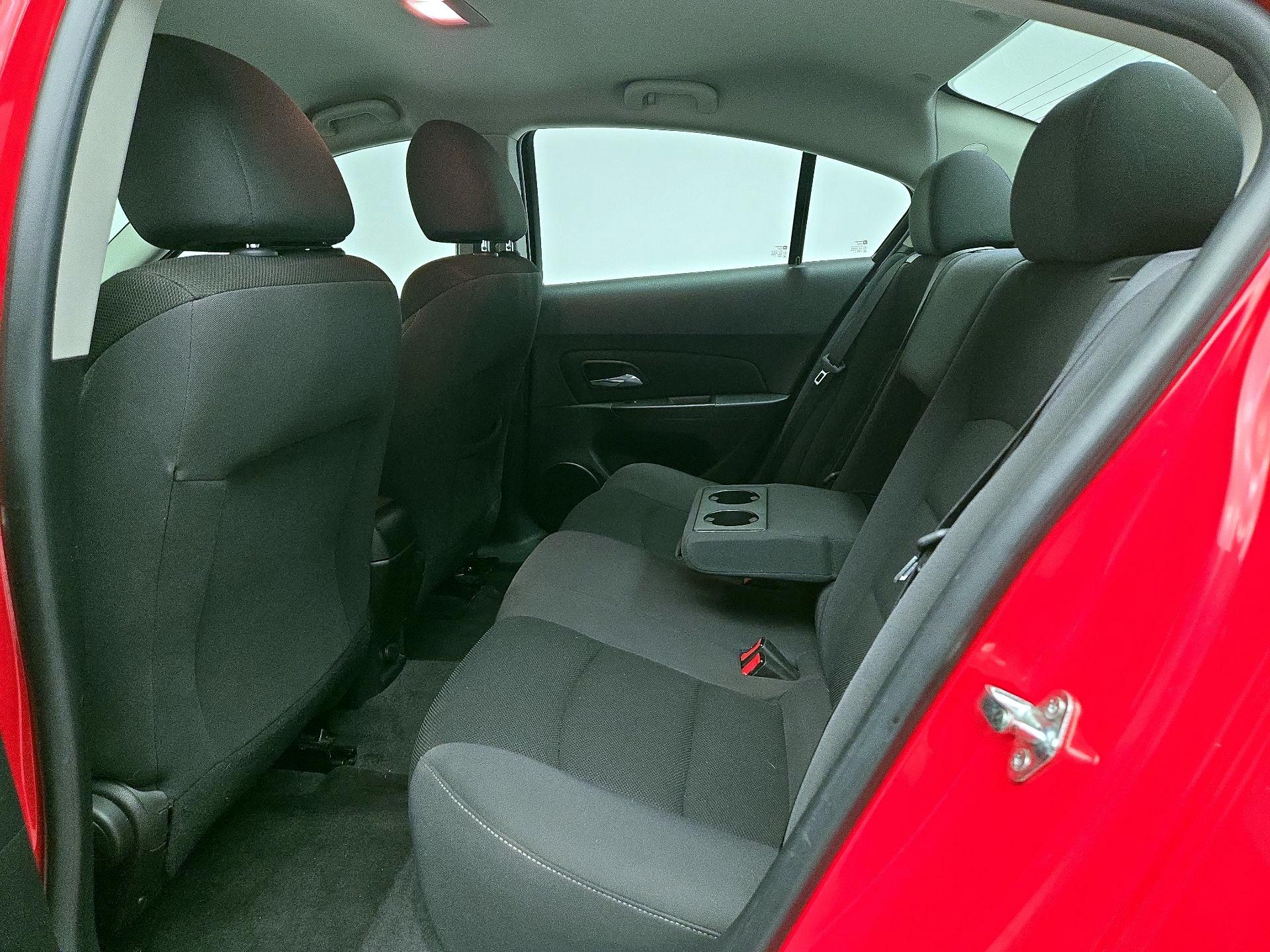 Thumbnail: 2015 Chevrolet Cruze - 18