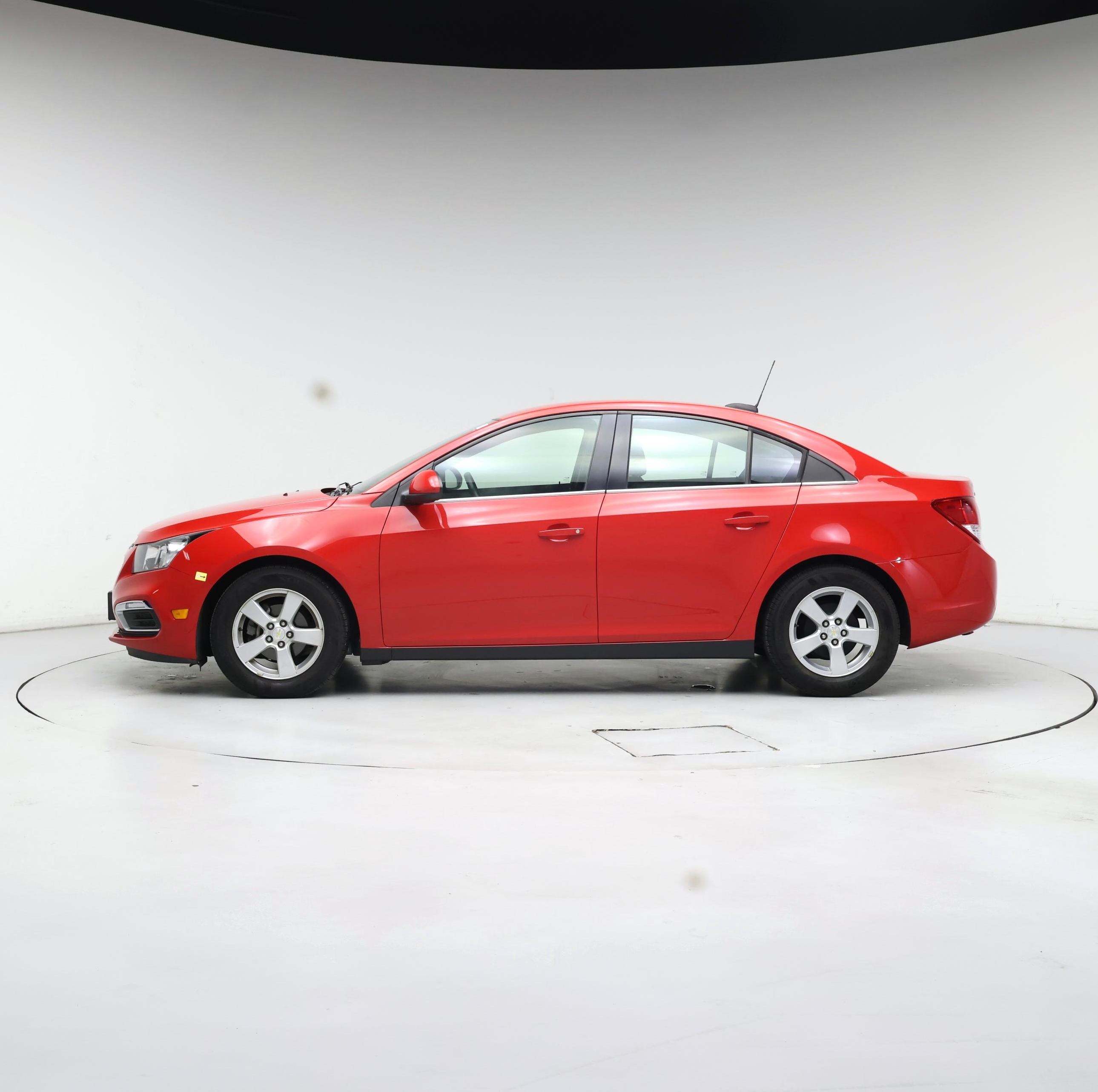 Thumbnail: 2015 Chevrolet Cruze - 3