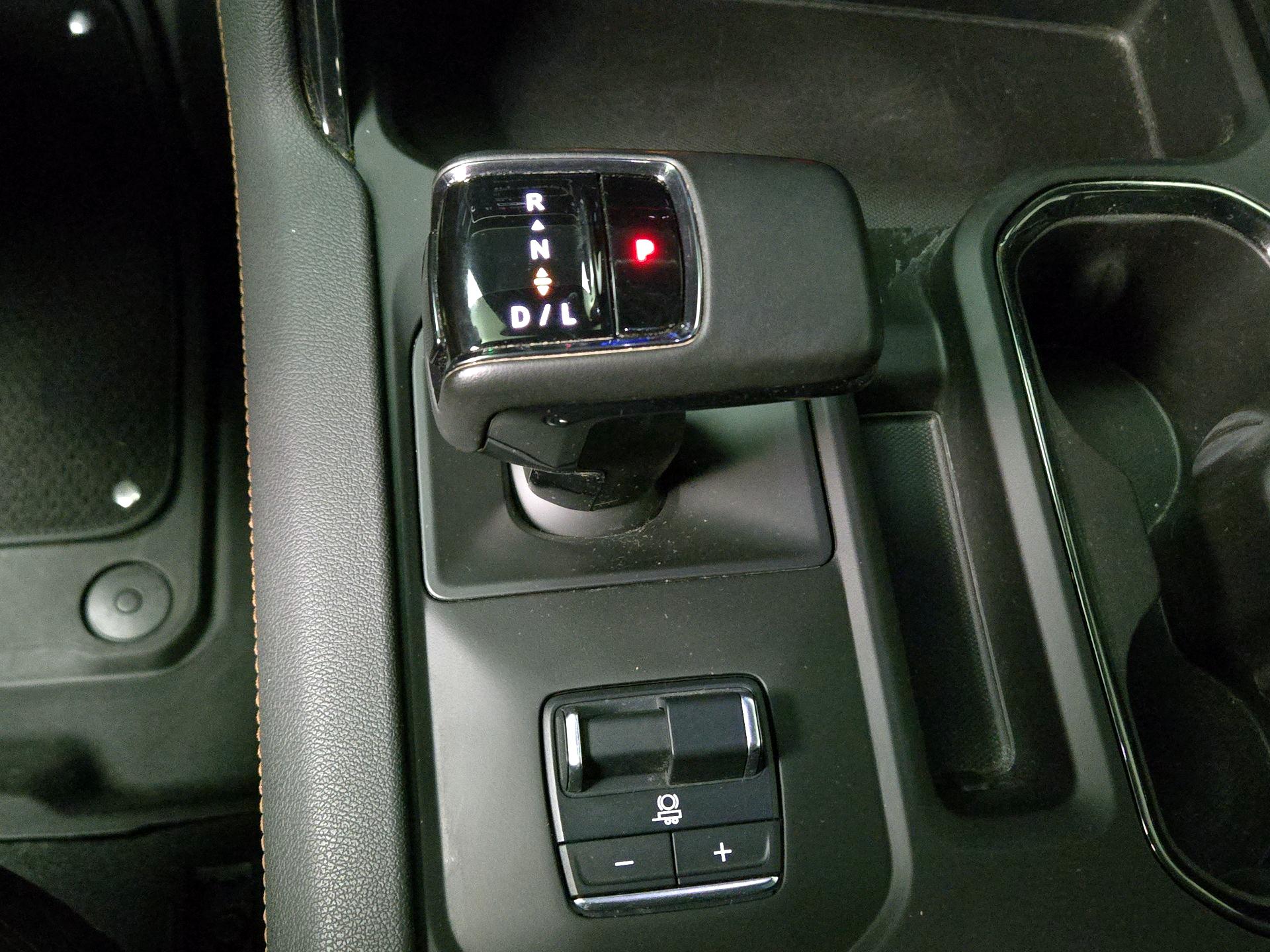 Thumbnail: 2025 GMC Sierra 1500 - 17