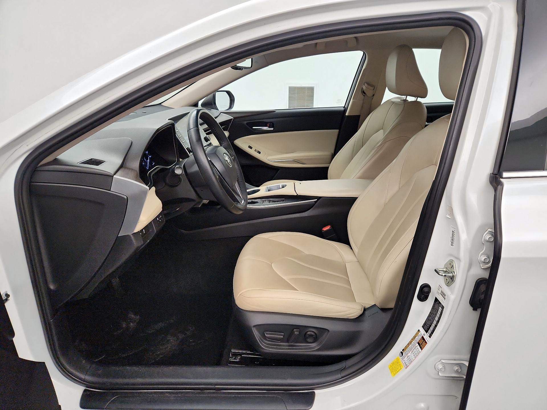 Thumbnail: 2021 Toyota Avalon - 11