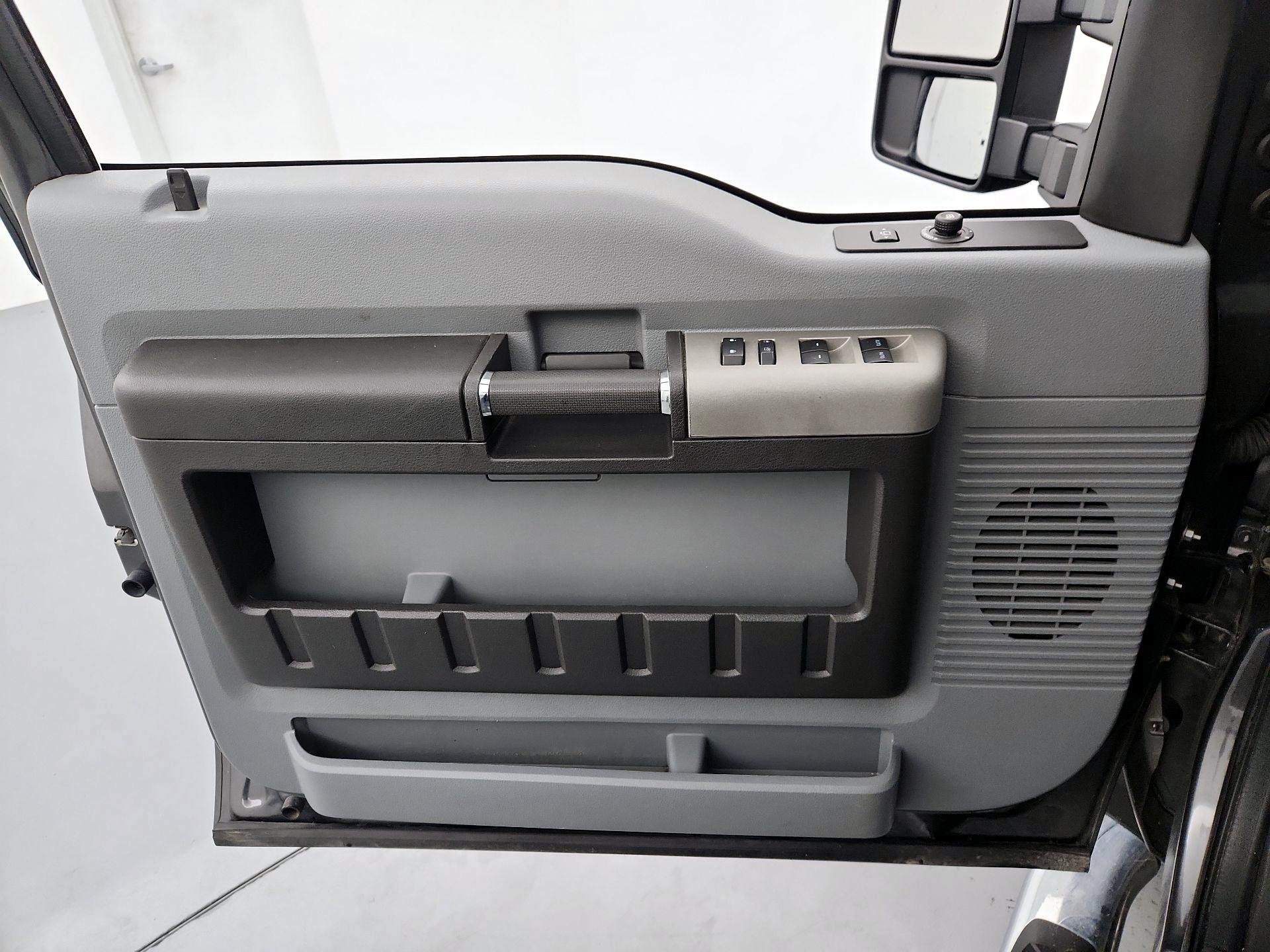 Thumbnail: 2015 Ford F-250 - 12