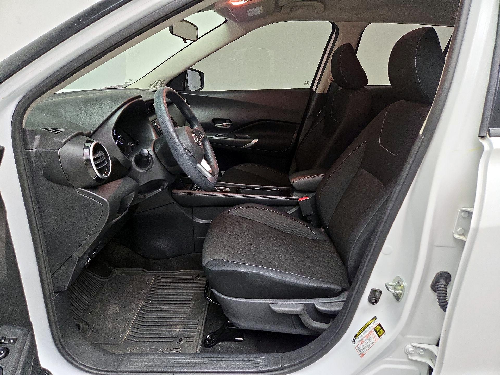 Thumbnail: 2023 Nissan Kicks - 11