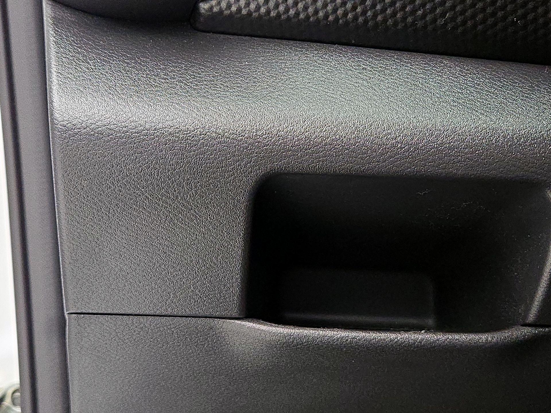 Thumbnail: 2023 Nissan Kicks - 13