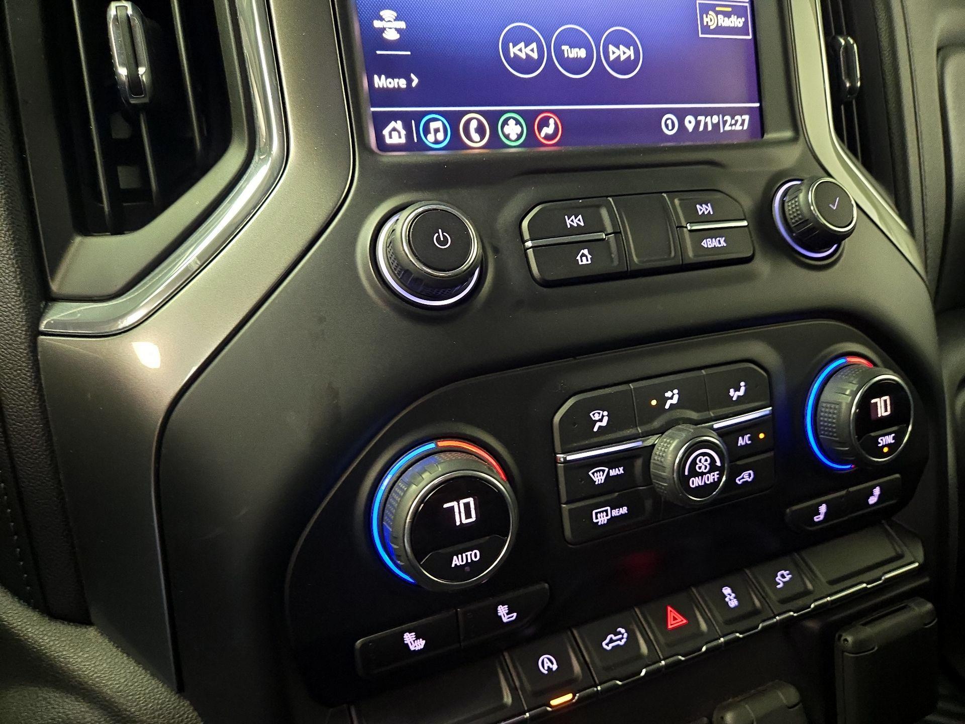 Thumbnail: 2020 Chevrolet Silverado 1500 - 16