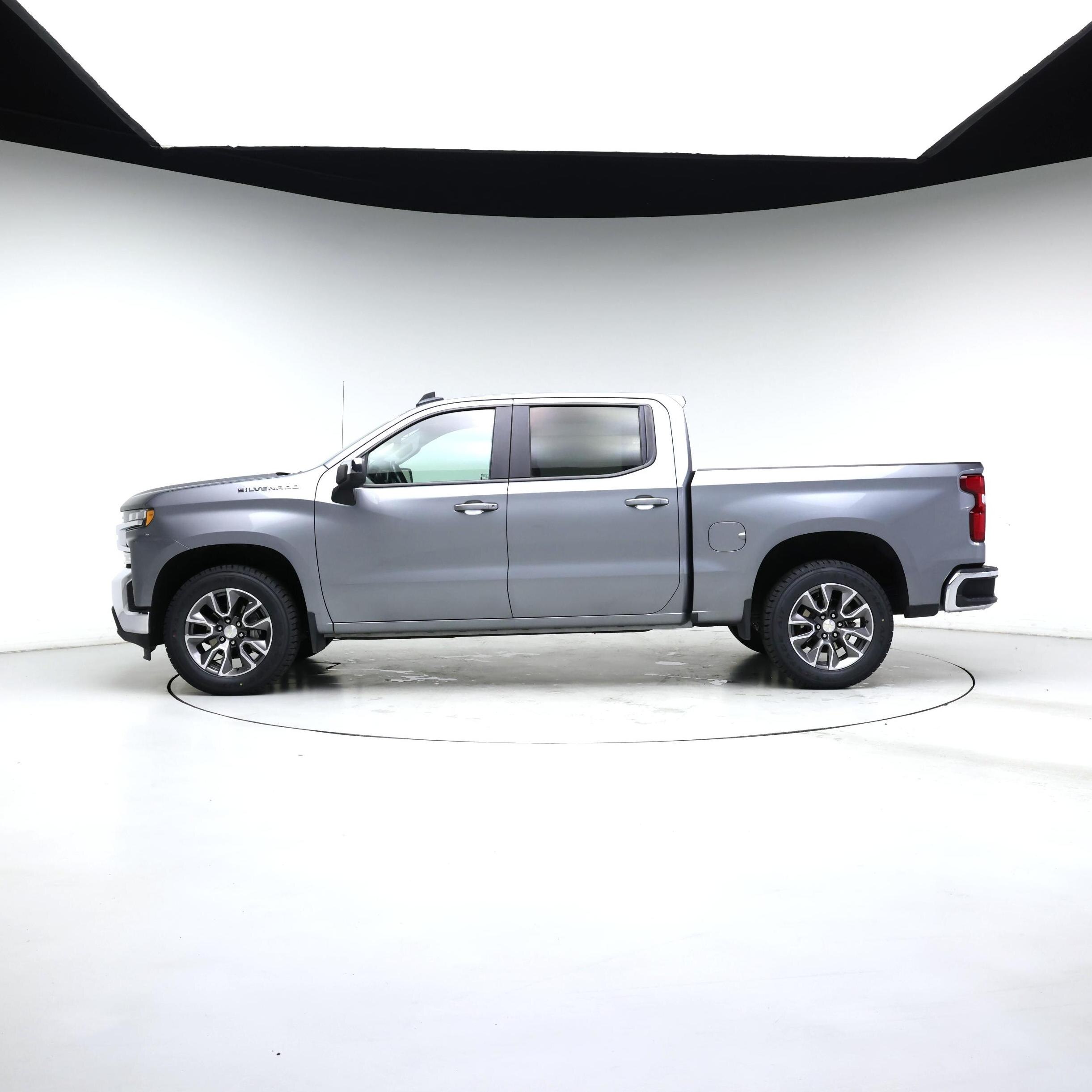Thumbnail: 2020 Chevrolet Silverado 1500 - 3