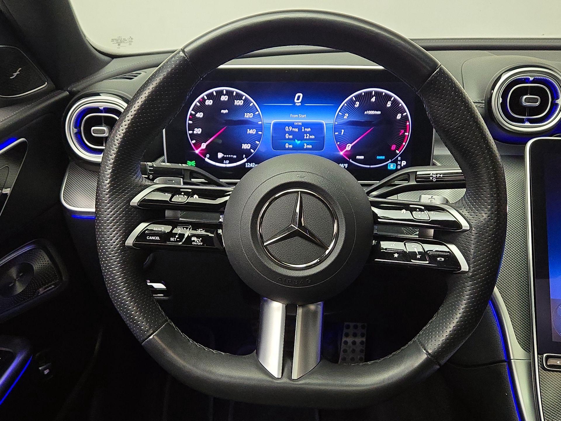 Thumbnail: 2024 Mercedes-Benz C-Class - 10