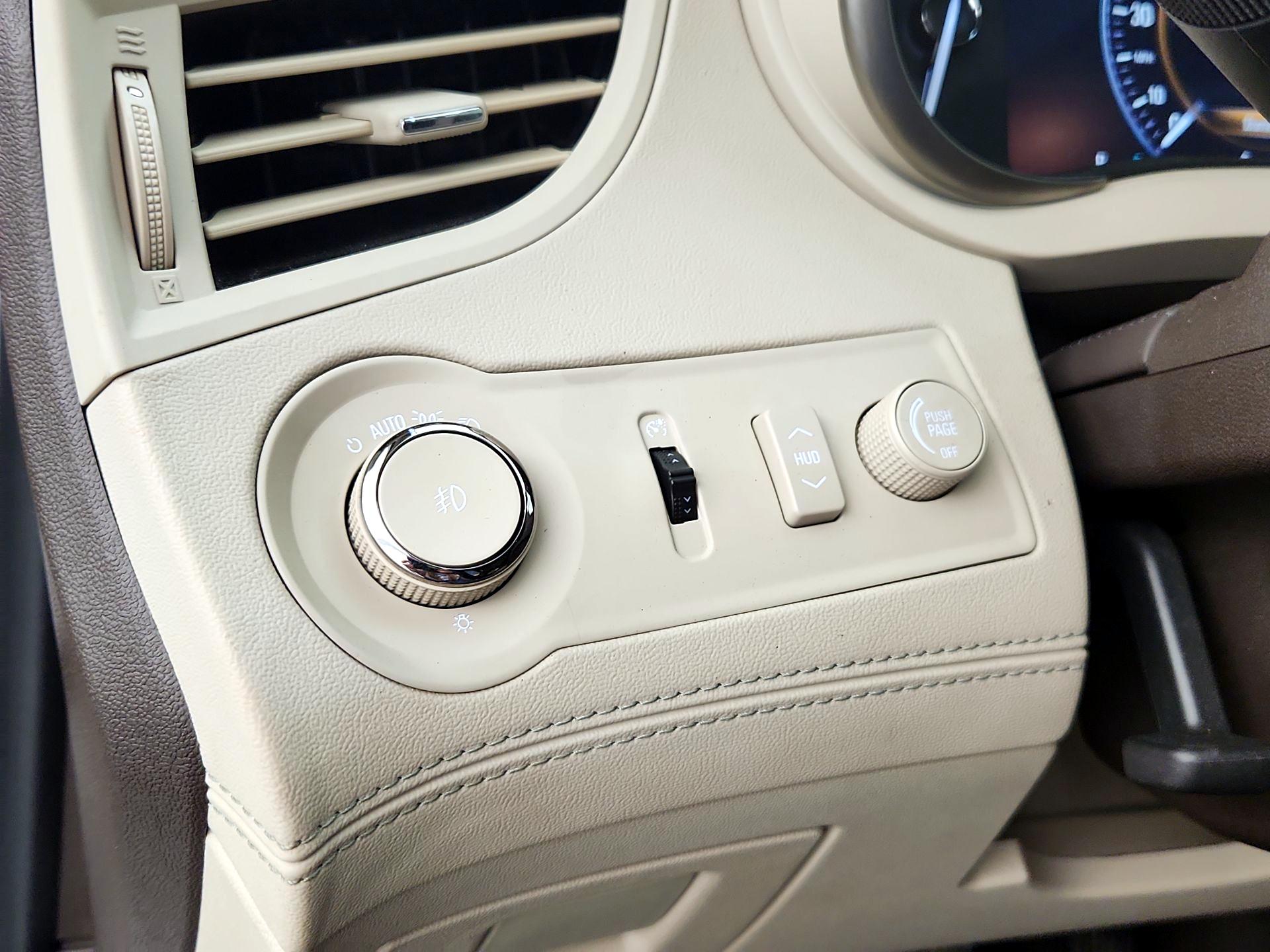 Thumbnail: 2016 Buick LaCrosse - 13