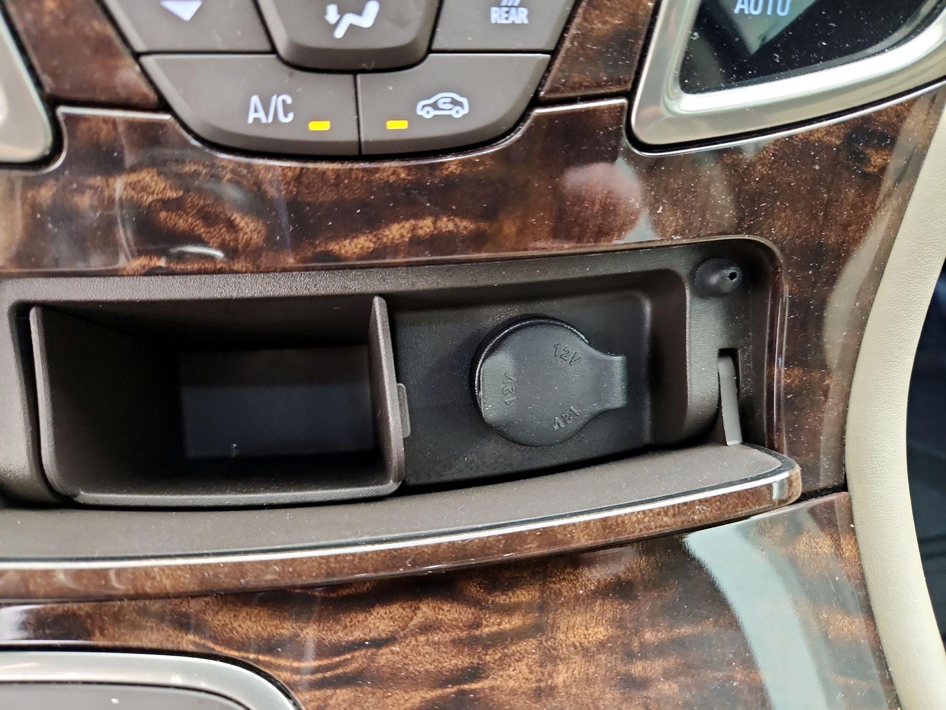 Thumbnail: 2016 Buick LaCrosse - 18
