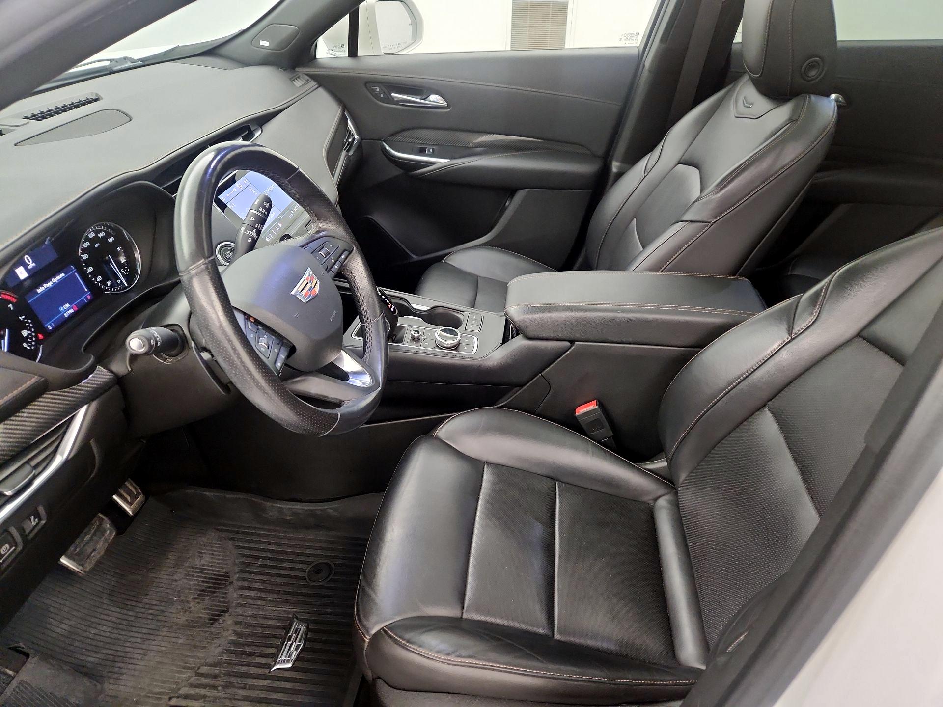 Thumbnail: 2019 Cadillac XT4 - 11