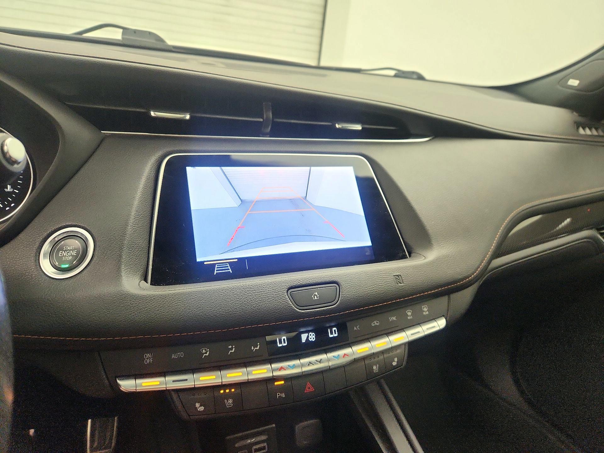 Thumbnail: 2019 Cadillac XT4 - 14