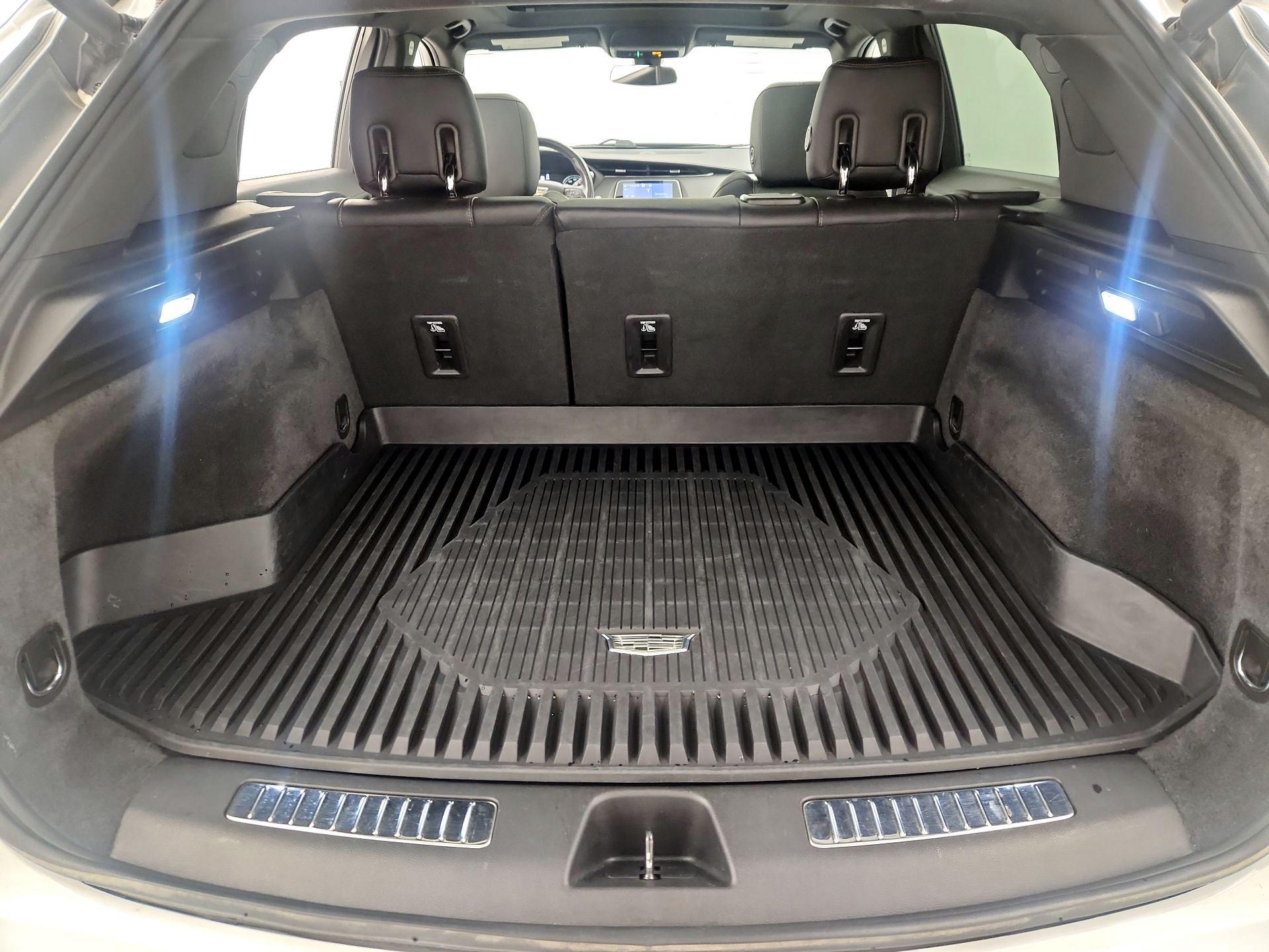 Thumbnail: 2019 Cadillac XT4 - 20