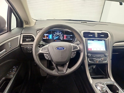 Steering Wheel & Instrument Cluster (On)