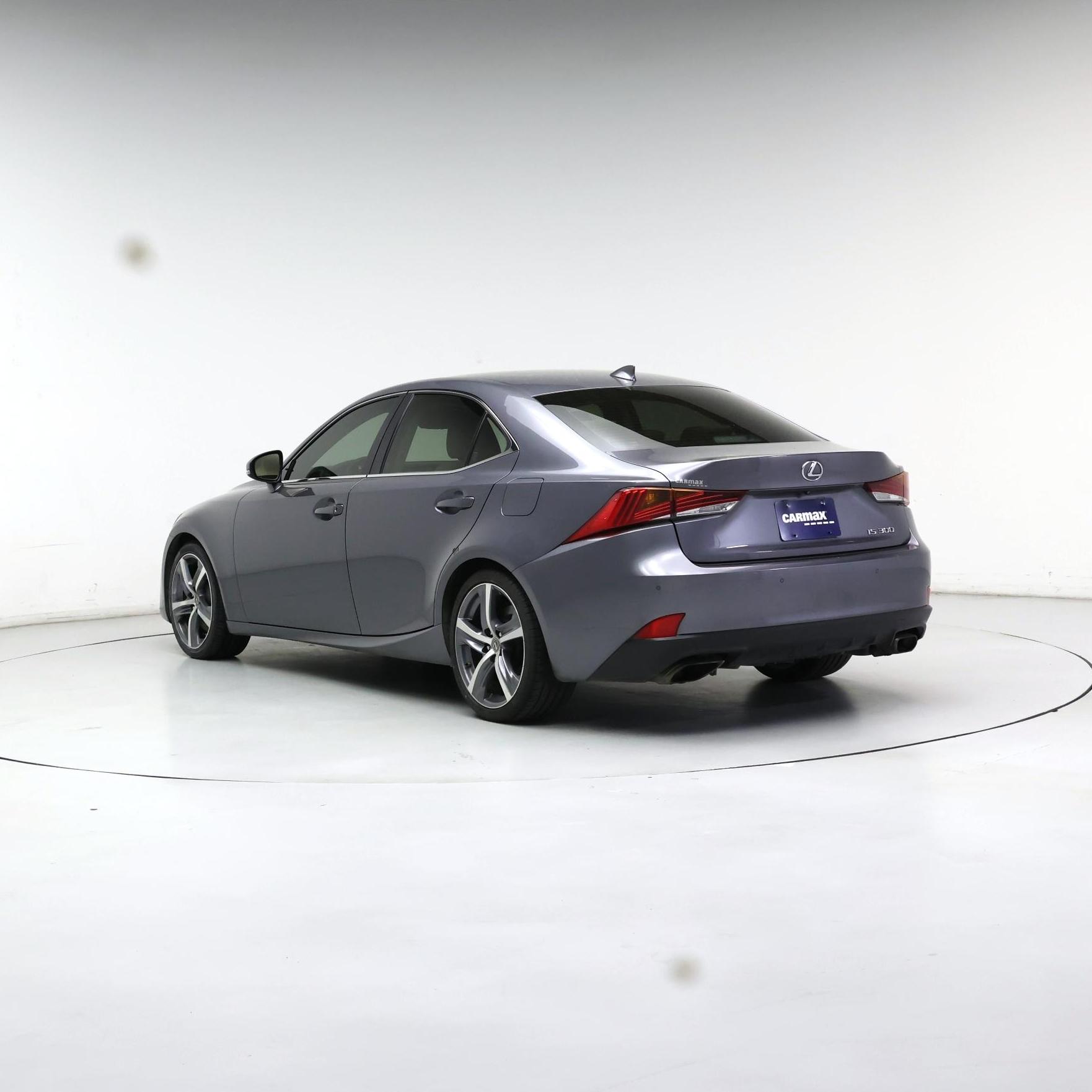 Thumbnail: 2019 Lexus IS - 2