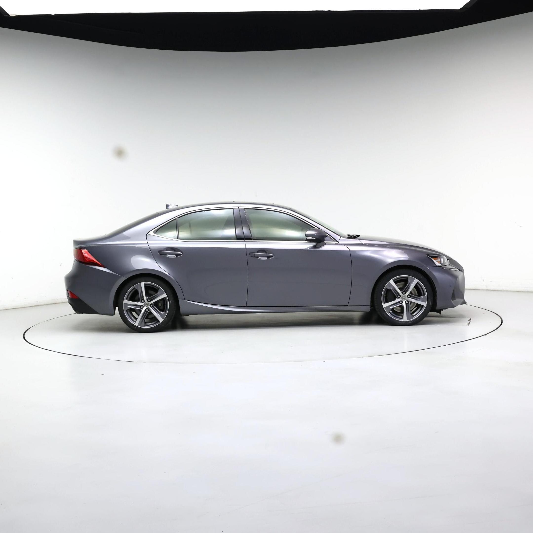 Thumbnail: 2019 Lexus IS - 7