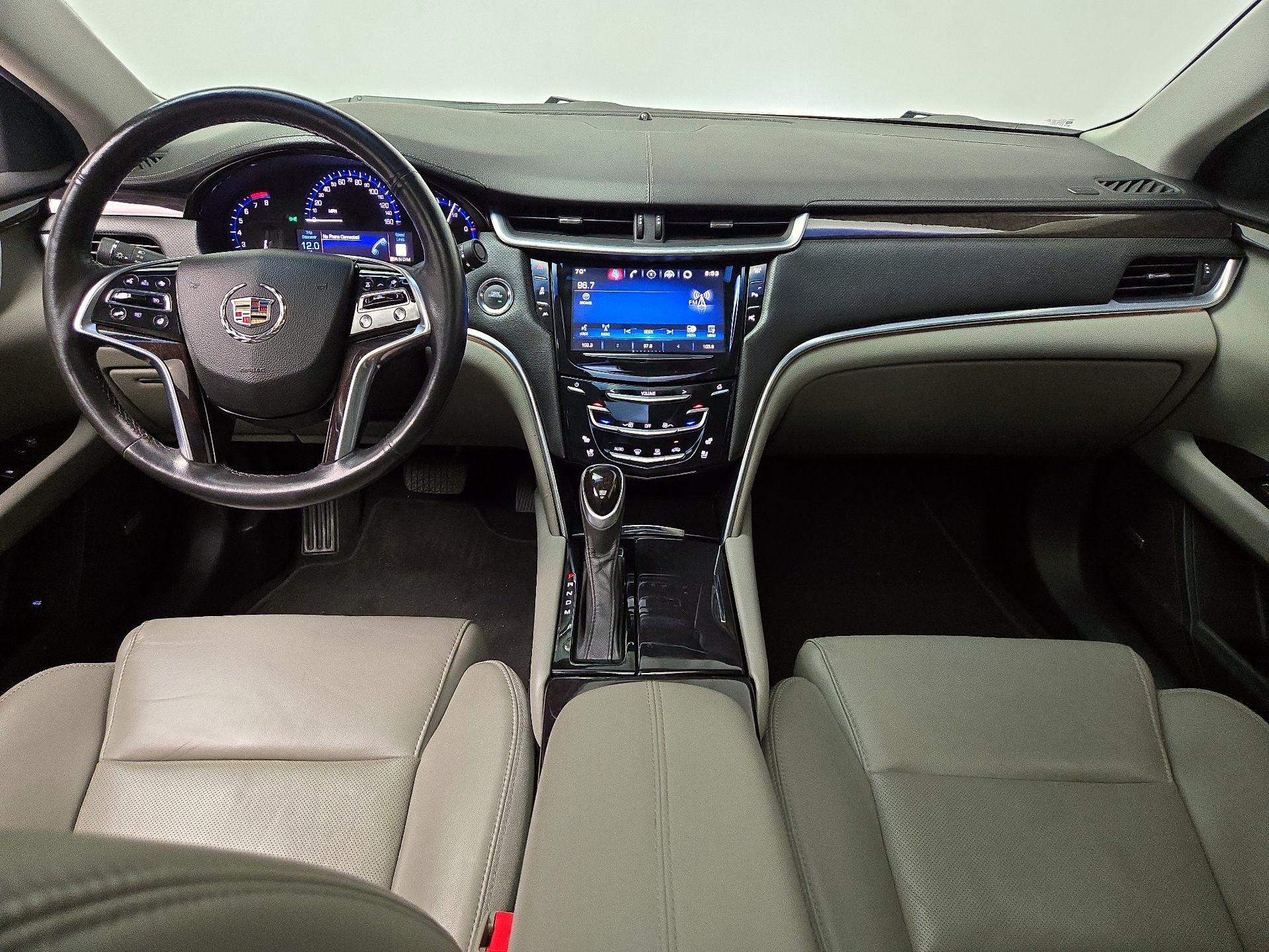 Thumbnail: 2015 Cadillac XTS - 9