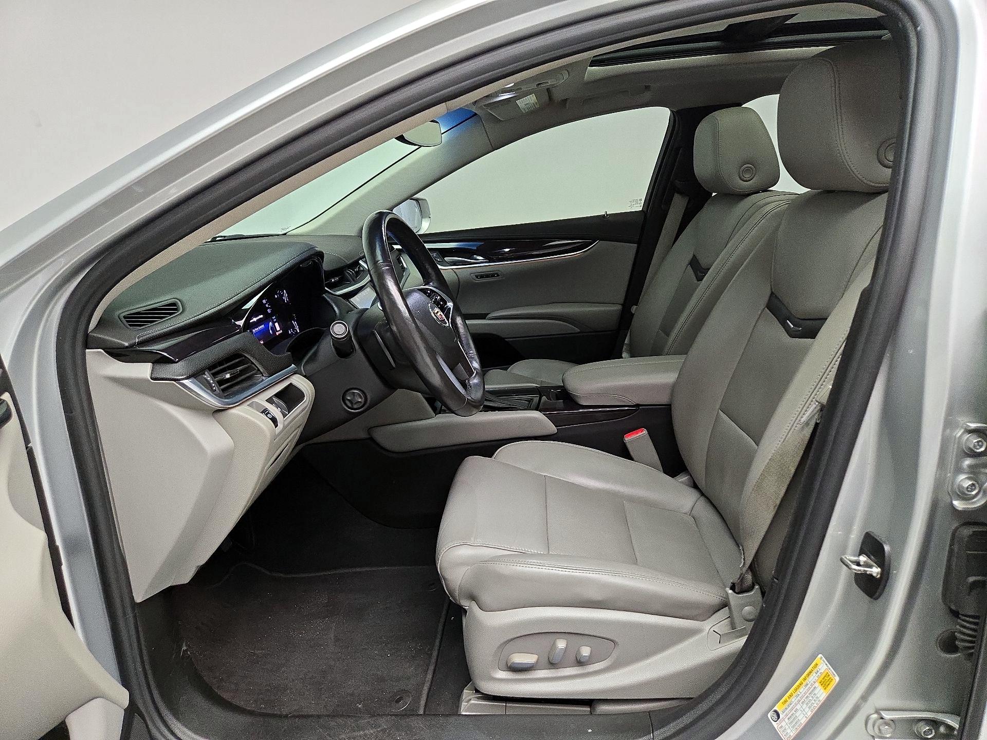 Thumbnail: 2015 Cadillac XTS - 11