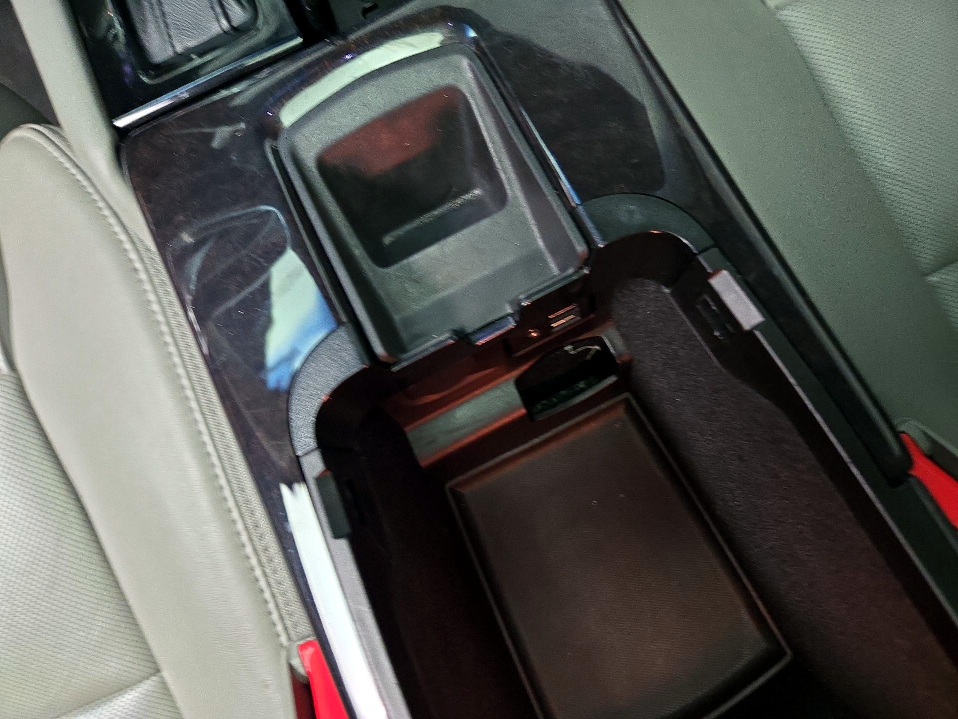 Thumbnail: 2015 Cadillac XTS - 19