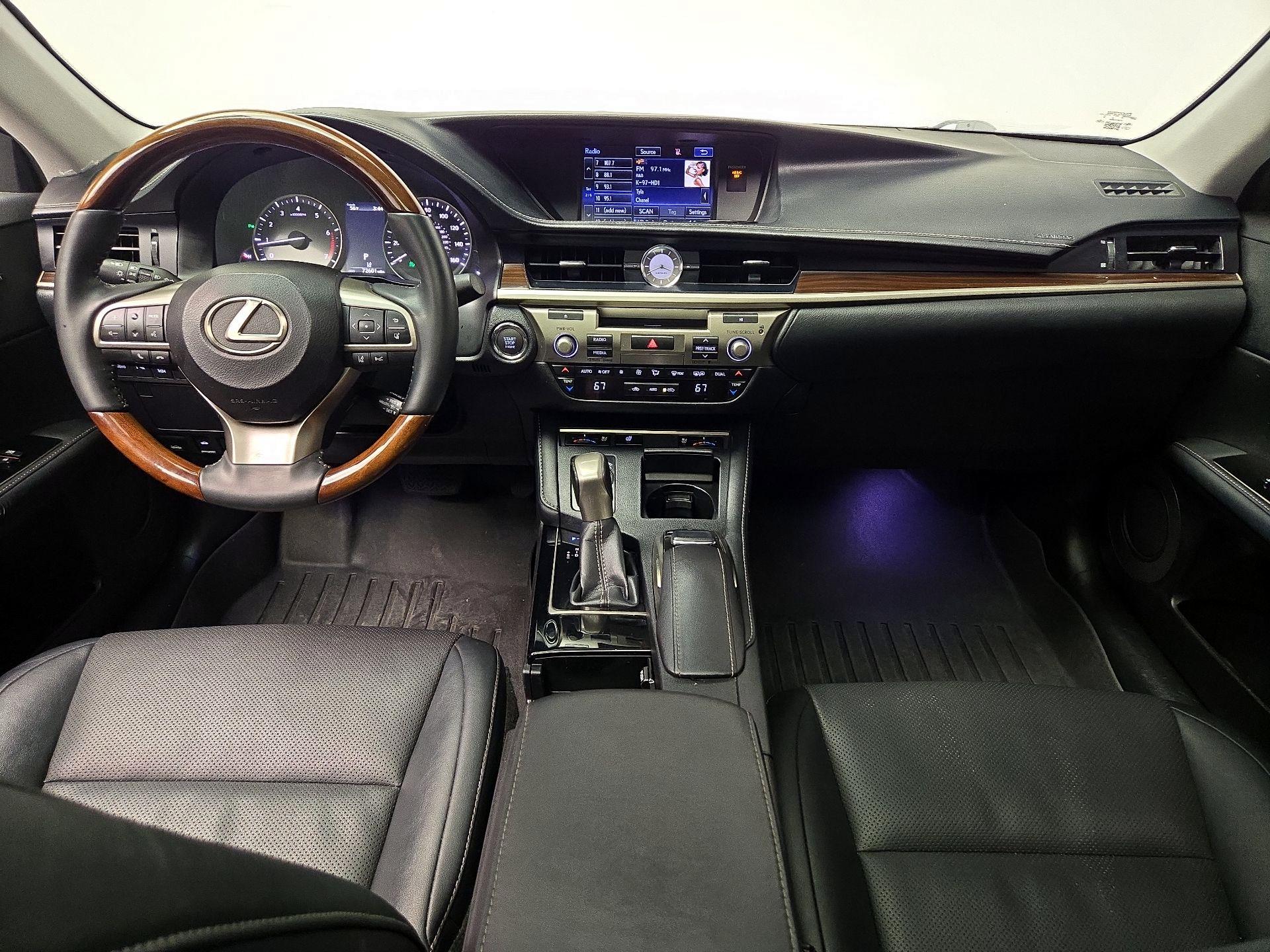 Thumbnail: 2016 Lexus ES - 9
