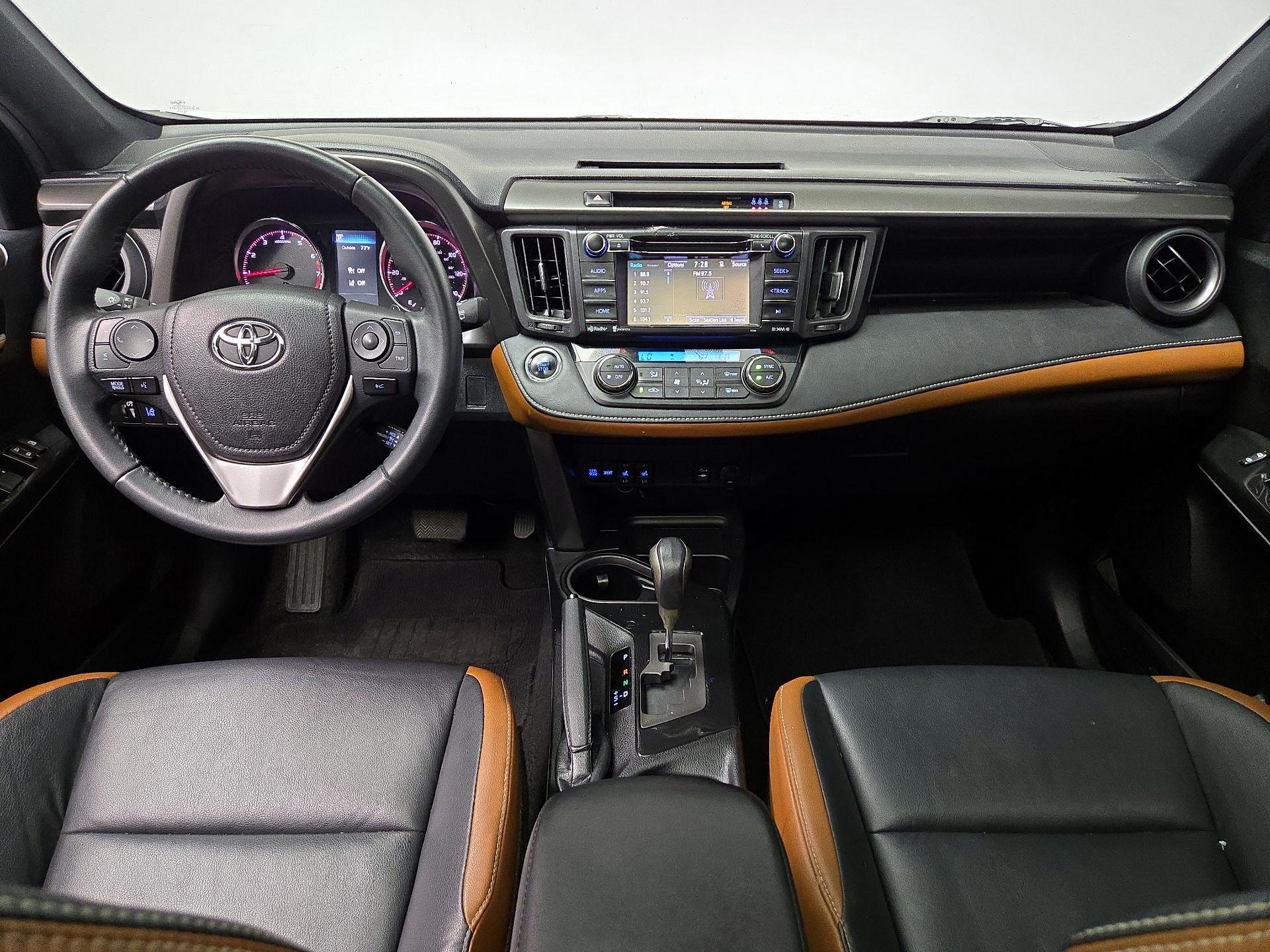 Thumbnail: 2017 Toyota RAV4 - 9