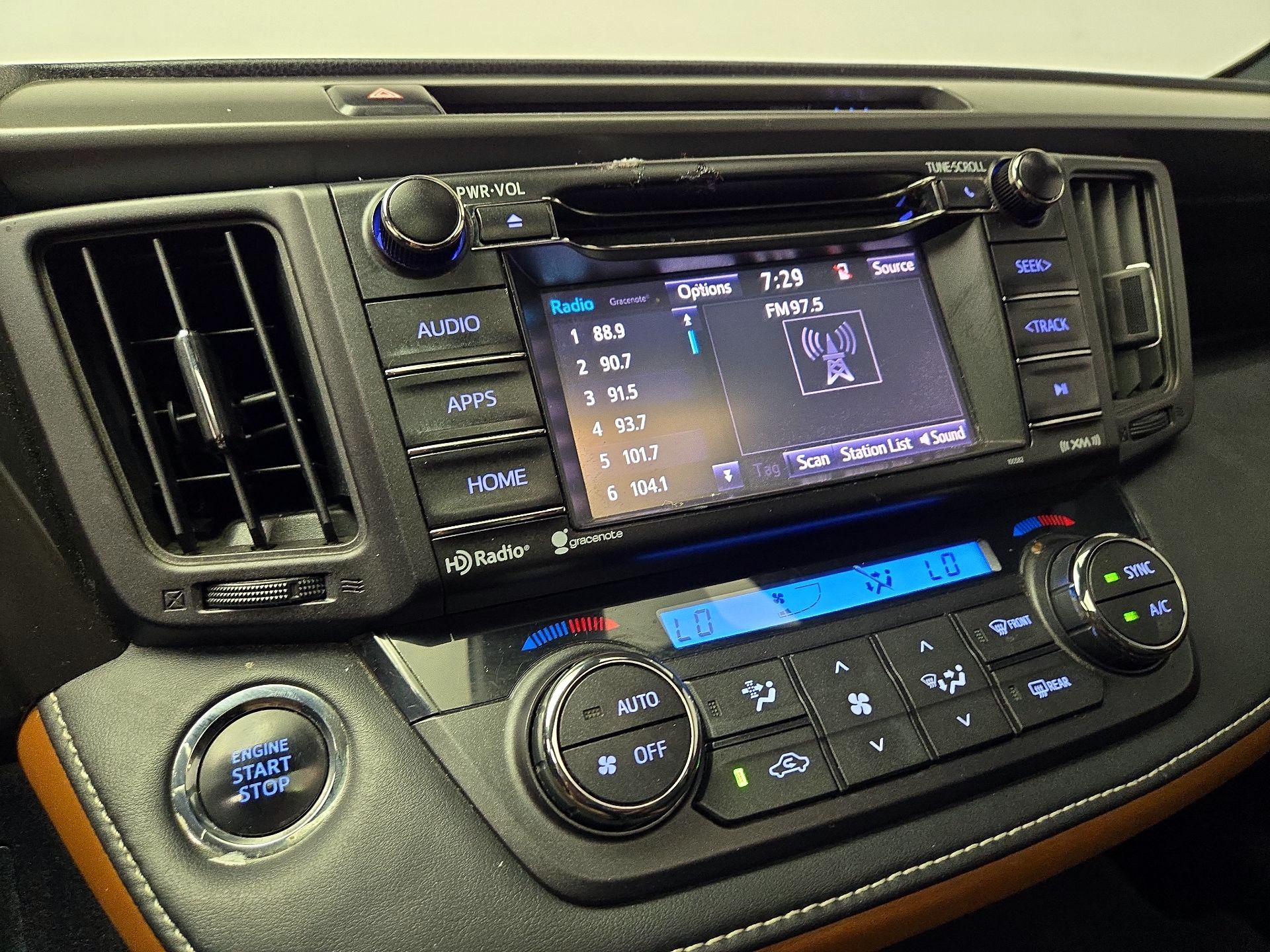 Thumbnail: 2017 Toyota RAV4 - 15