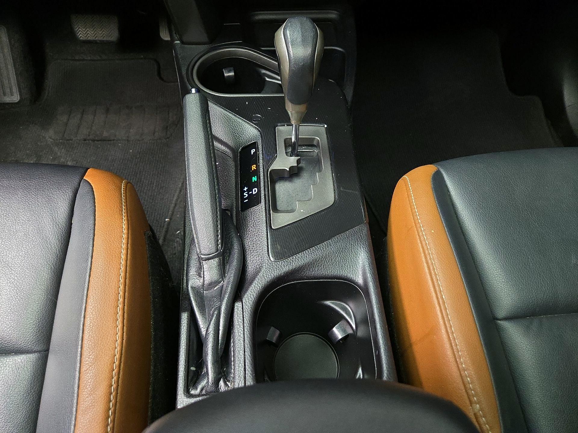 Thumbnail: 2017 Toyota RAV4 - 17