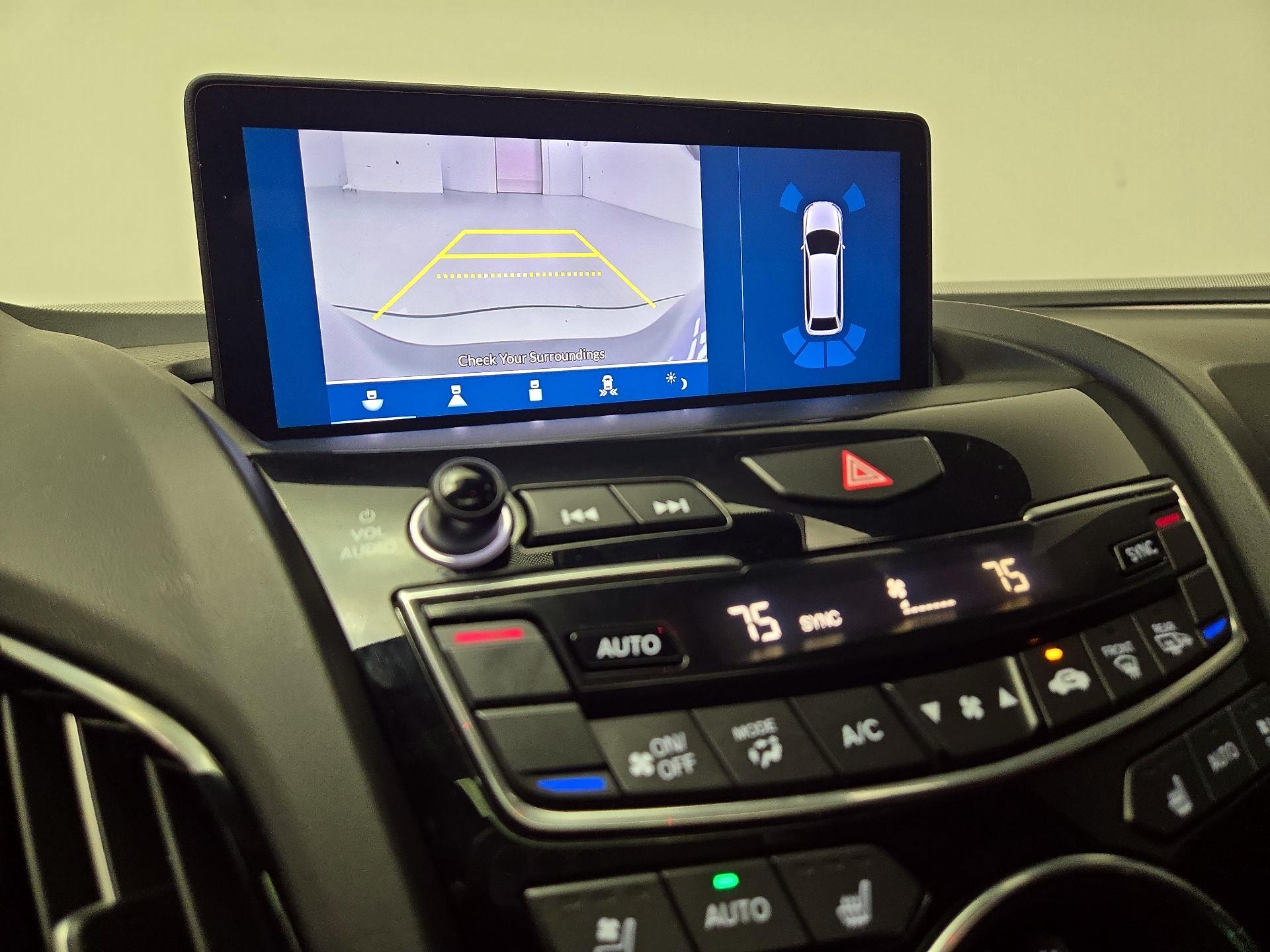 Thumbnail: 2021 Acura RDX - 15