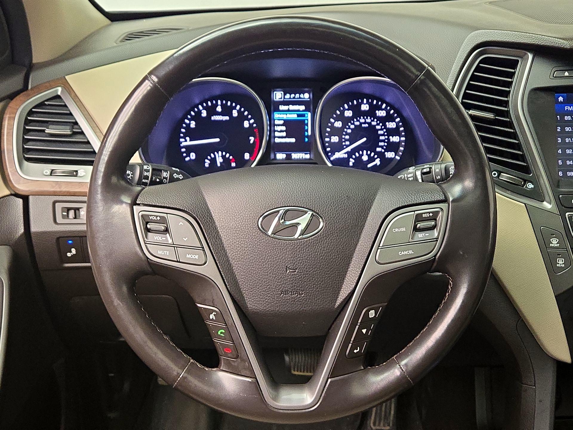Thumbnail: 2018 Hyundai Santa Fe - 10