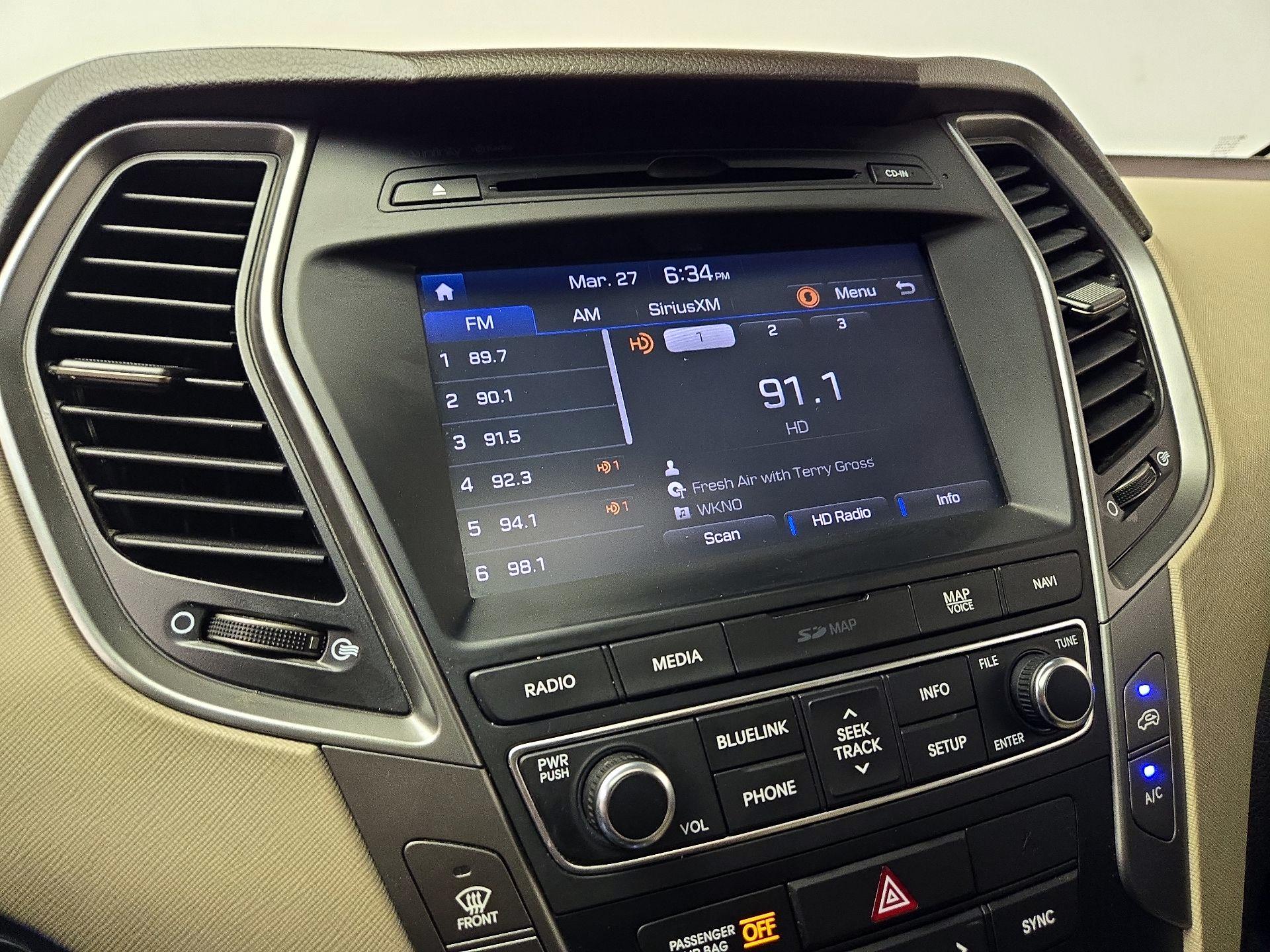 Thumbnail: 2018 Hyundai Santa Fe - 16