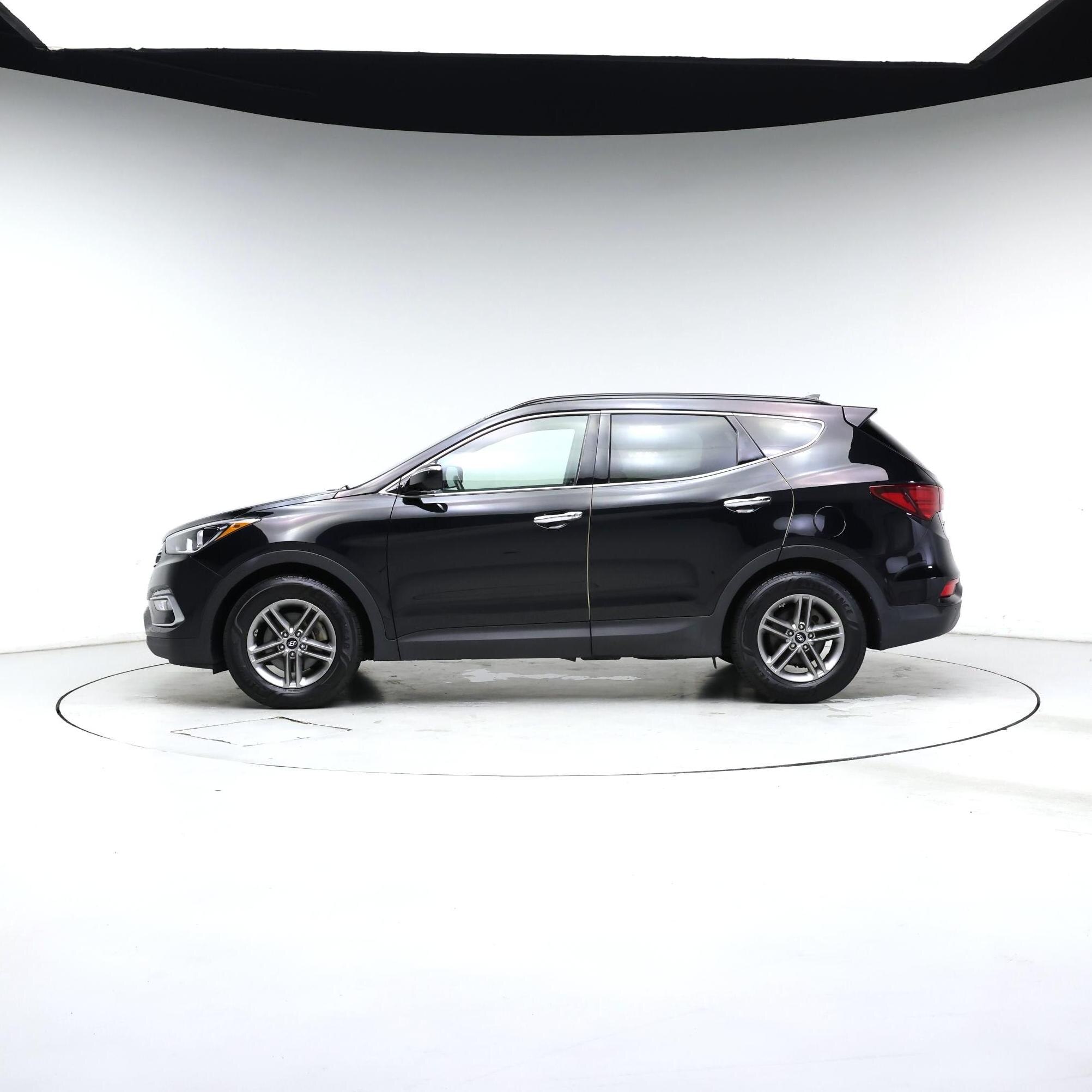 Thumbnail: 2018 Hyundai Santa Fe - 3