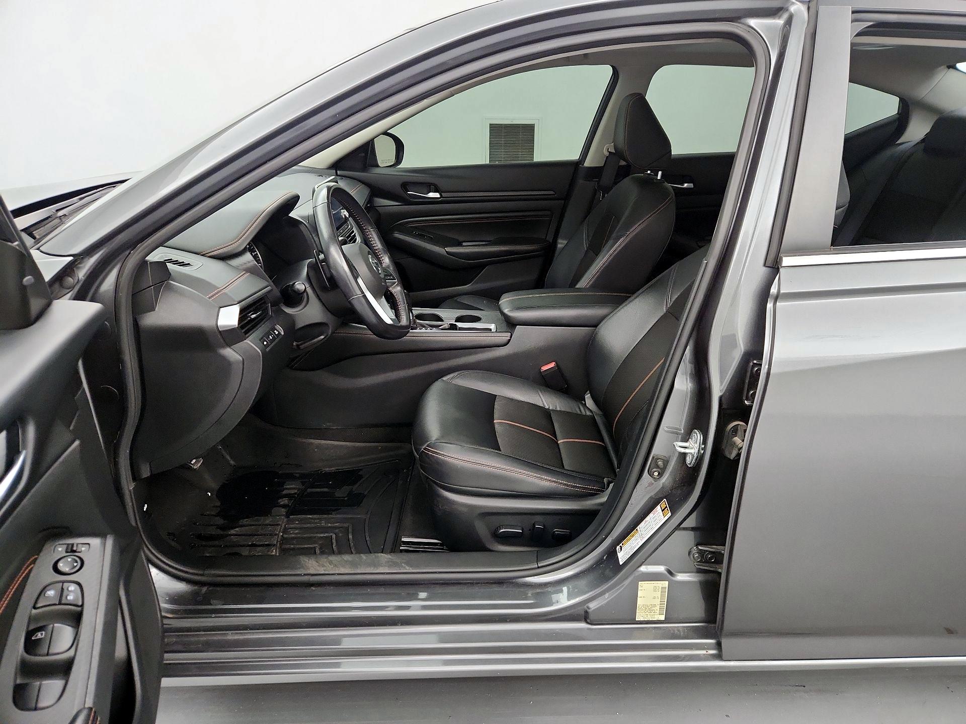 Thumbnail: 2022 Nissan Altima - 11