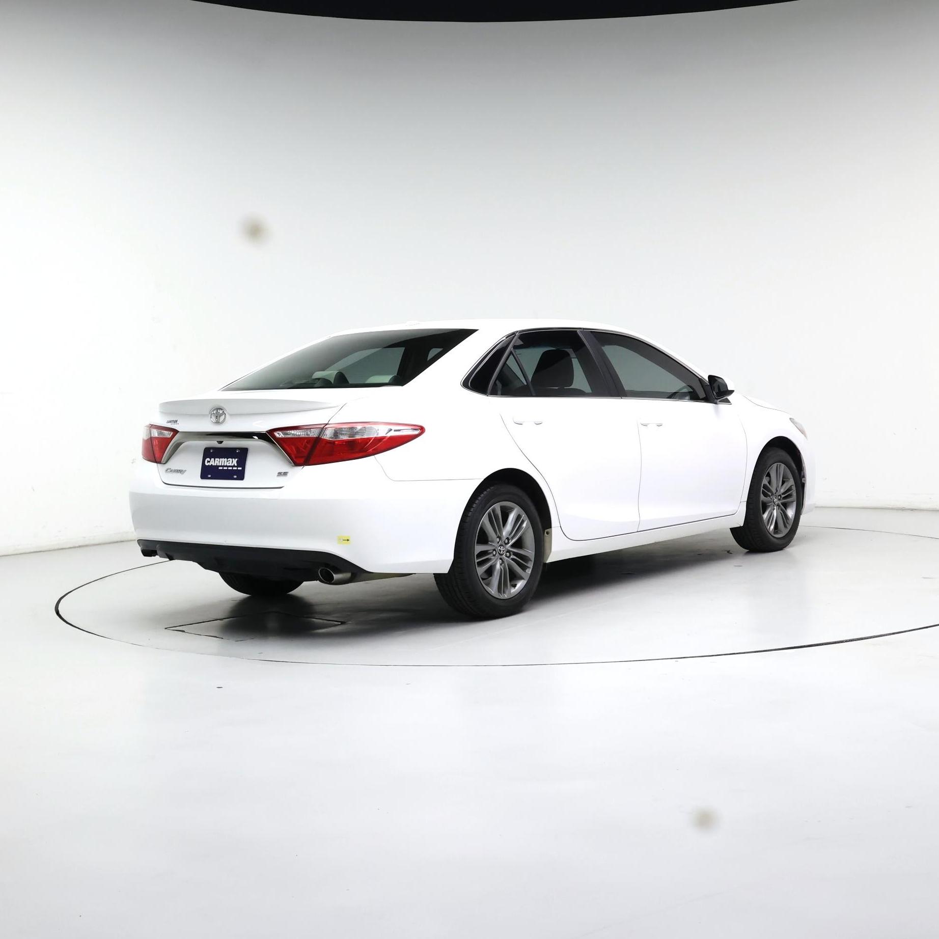 Thumbnail: 2017 Toyota Camry - 8