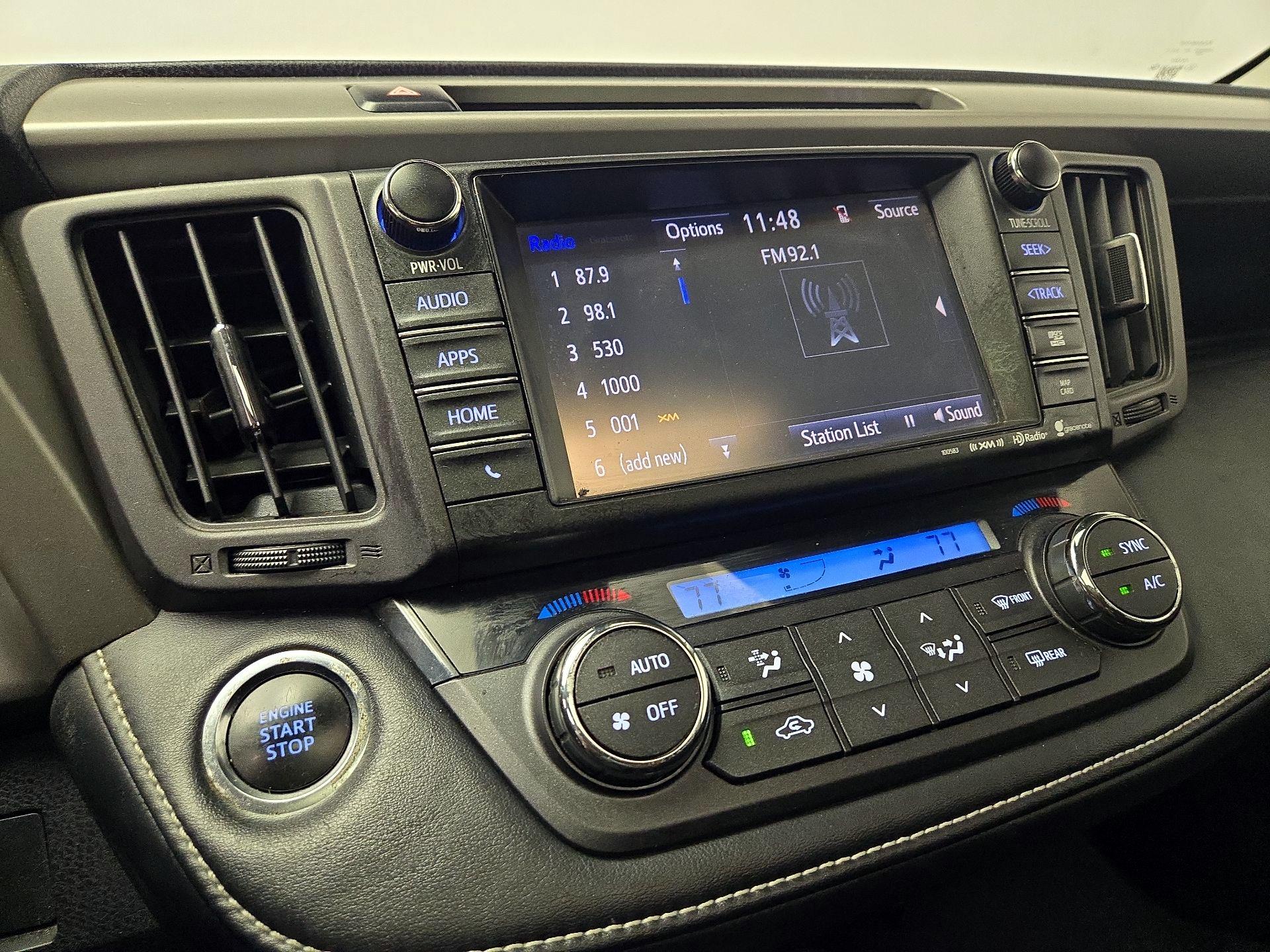 Thumbnail: 2017 Toyota RAV4 - 15