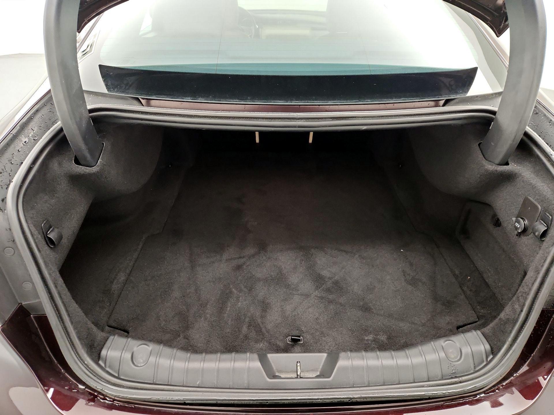 Thumbnail: 2016 Jaguar XF - 19