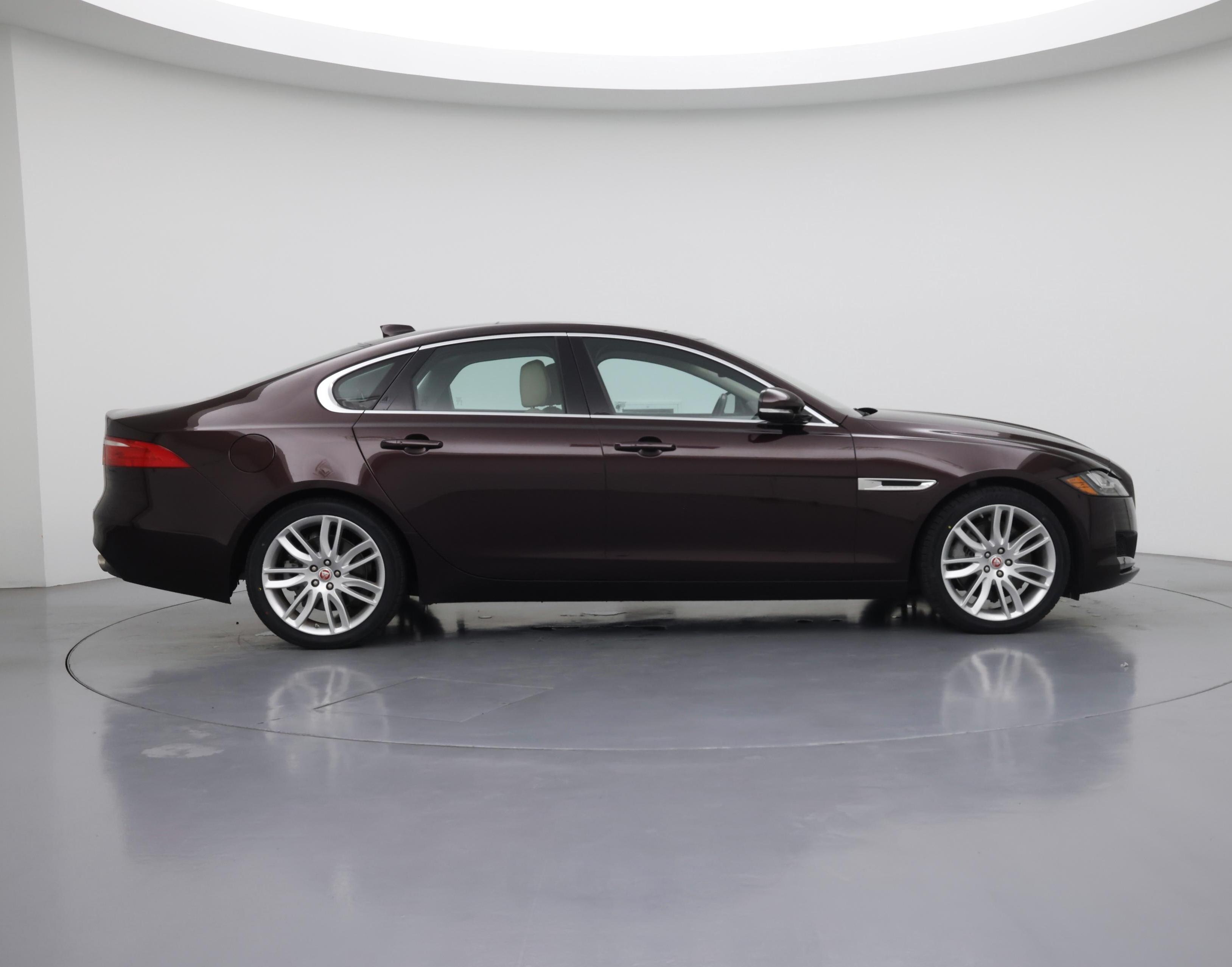 Thumbnail: 2016 Jaguar XF - 7