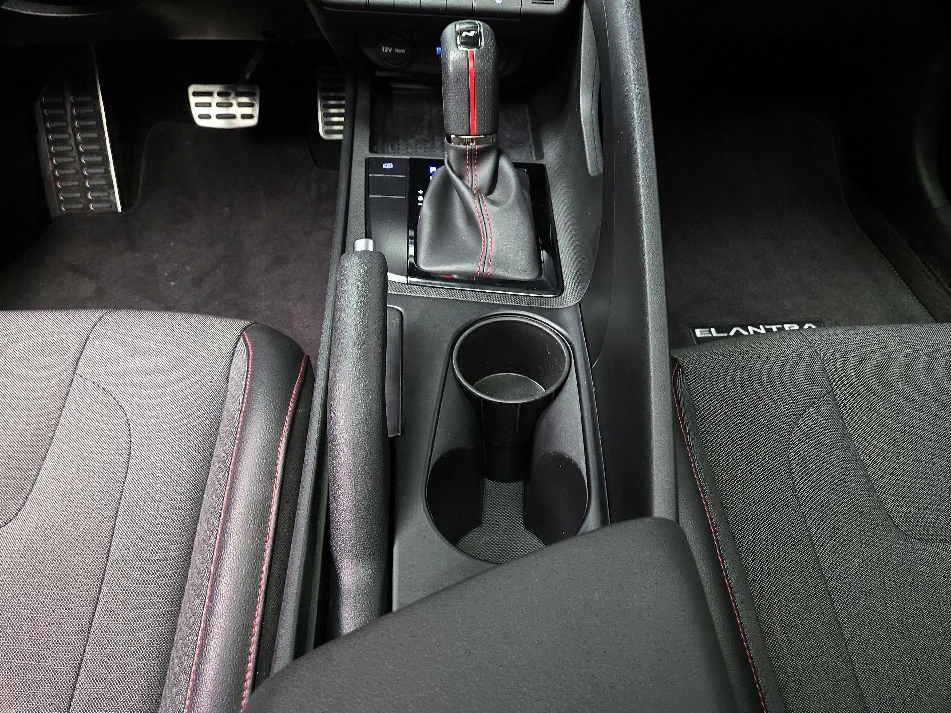 Thumbnail: 2023 Hyundai Elantra - 18