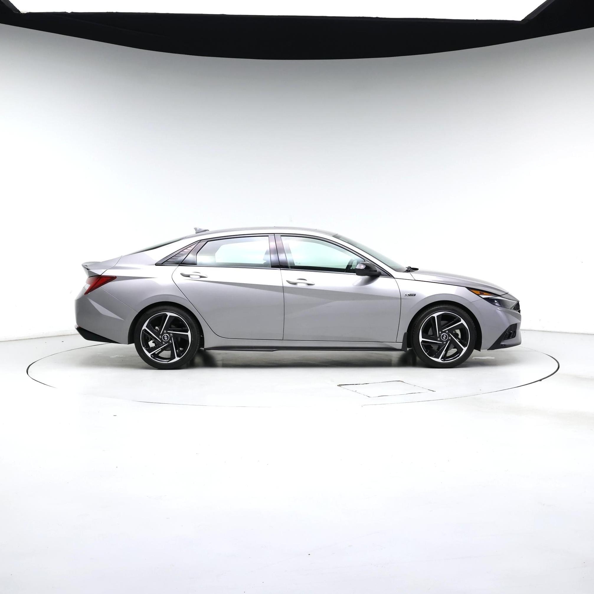 Thumbnail: 2023 Hyundai Elantra - 7