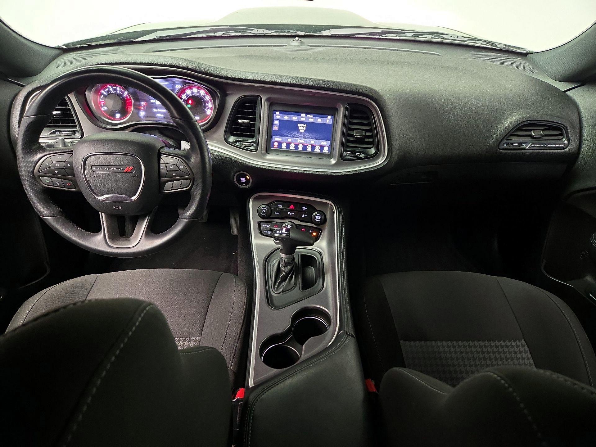 Thumbnail: 2022 Dodge Challenger - 9