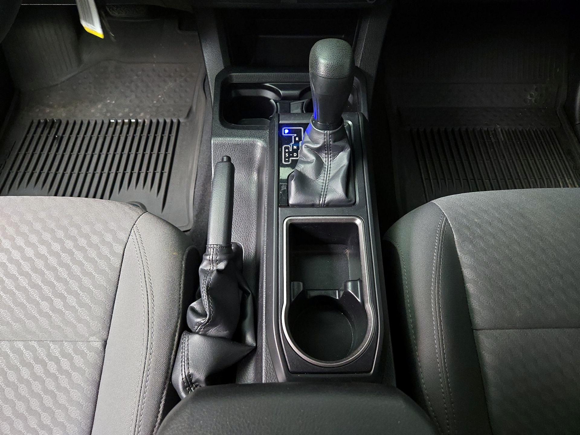 Thumbnail: 2023 Toyota Tacoma - 17