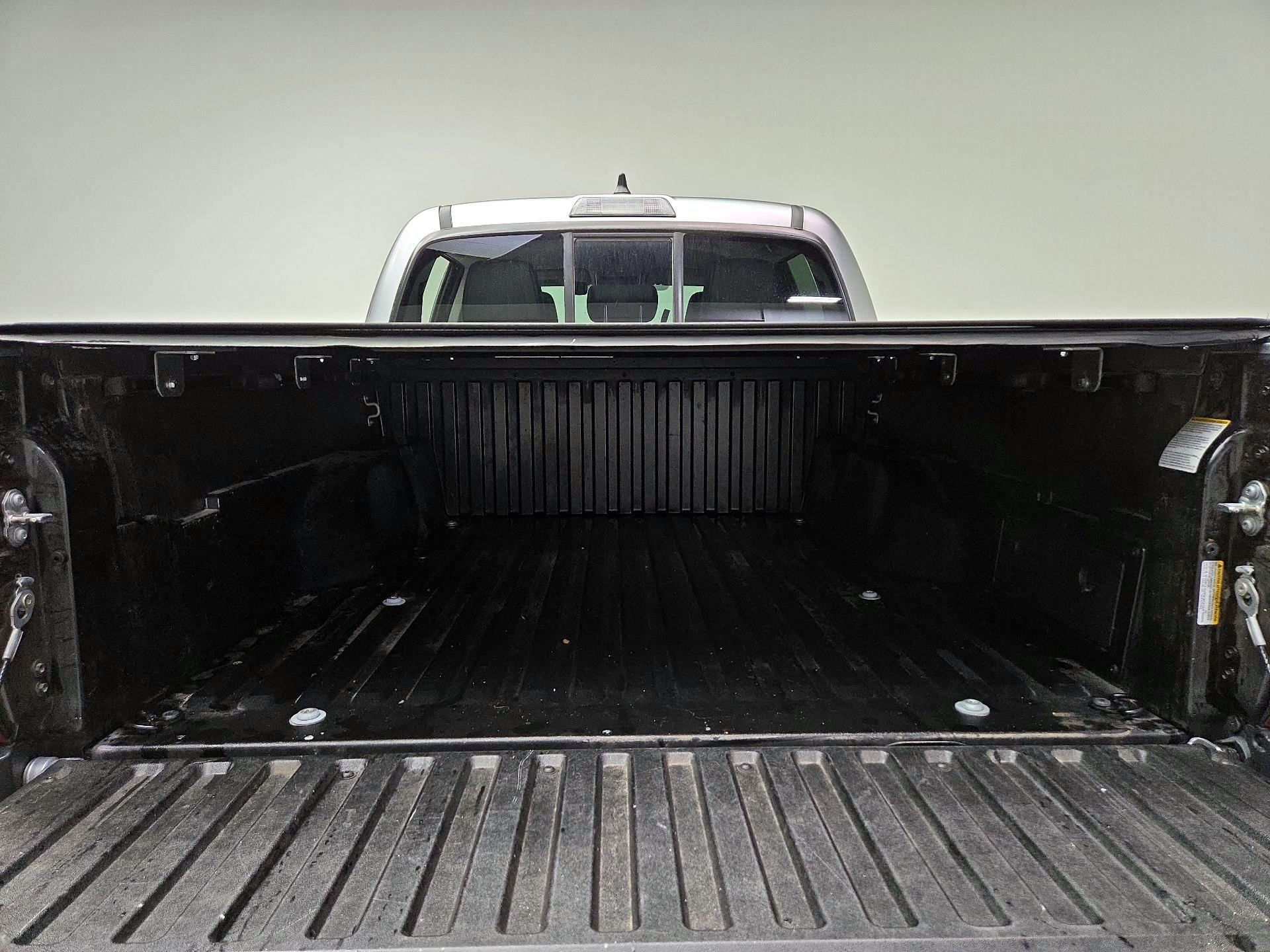 Thumbnail: 2023 Toyota Tacoma - 20