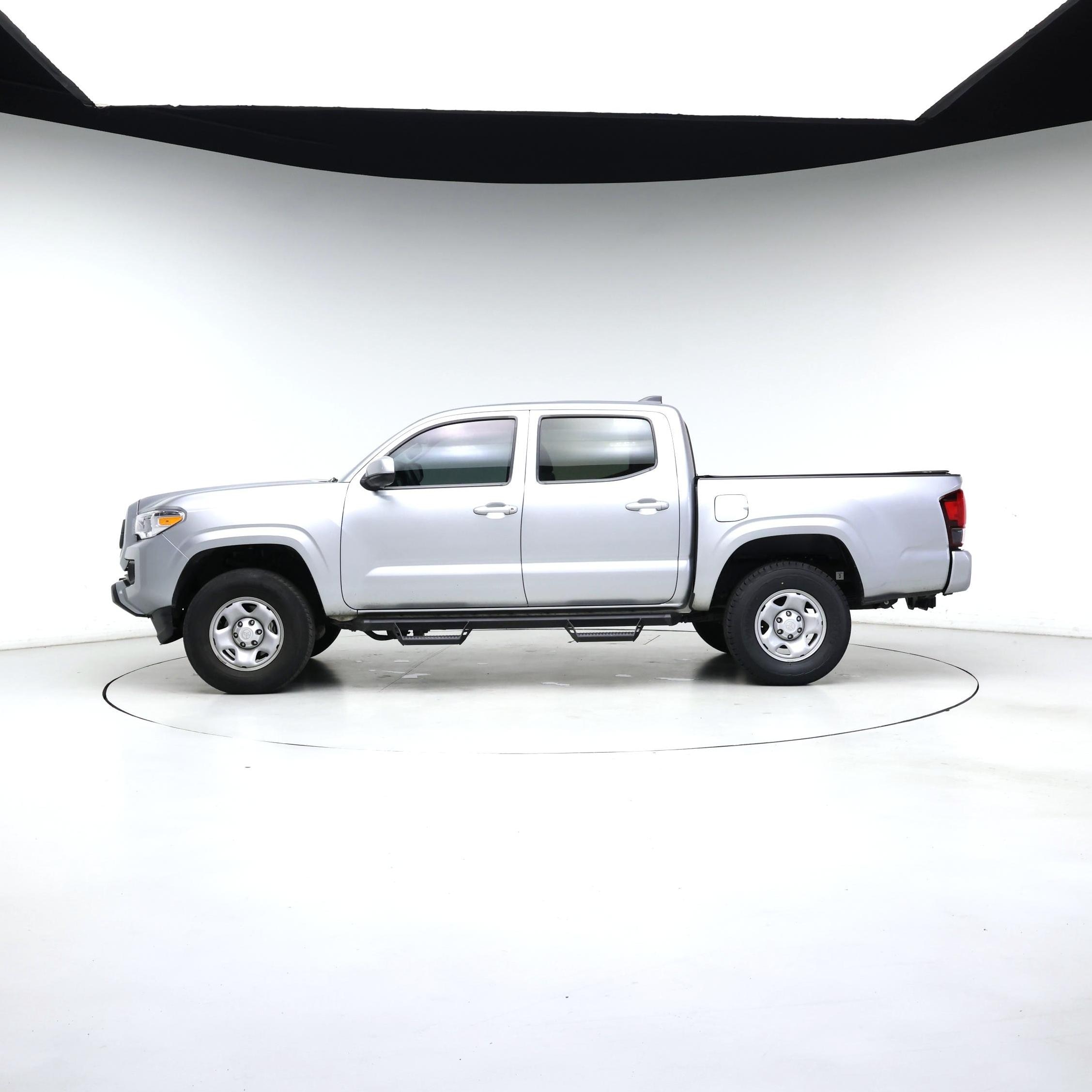 Thumbnail: 2023 Toyota Tacoma - 3