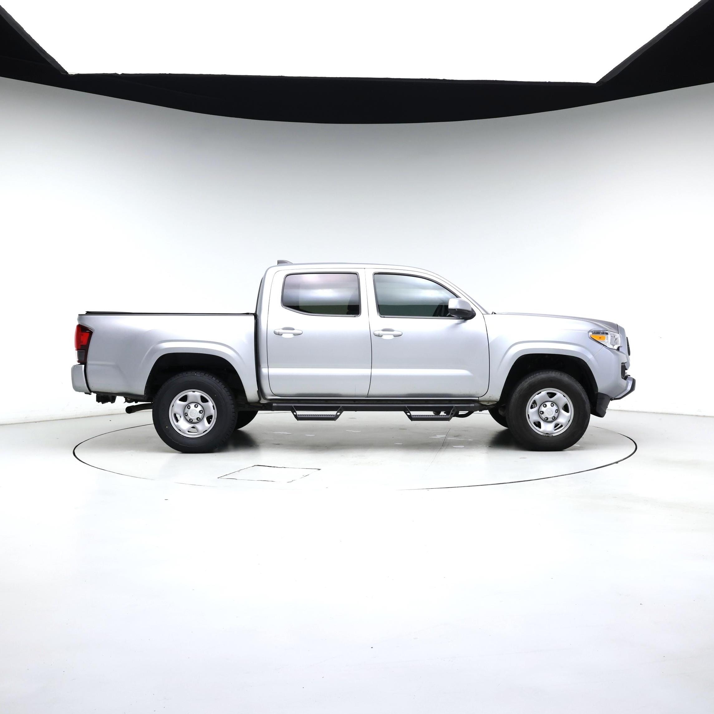 Thumbnail: 2023 Toyota Tacoma - 7
