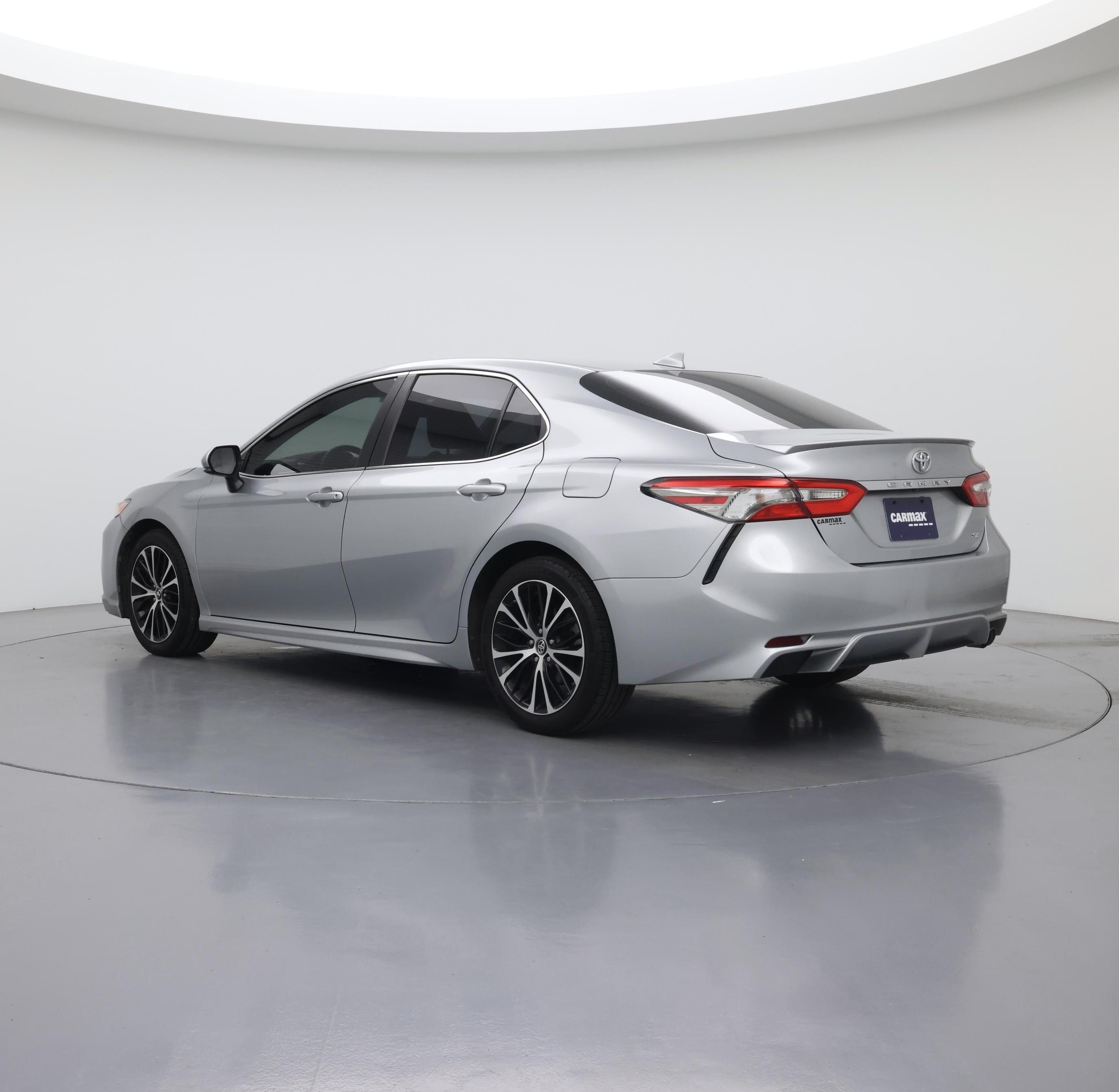 Thumbnail: 2018 Toyota Camry - 2