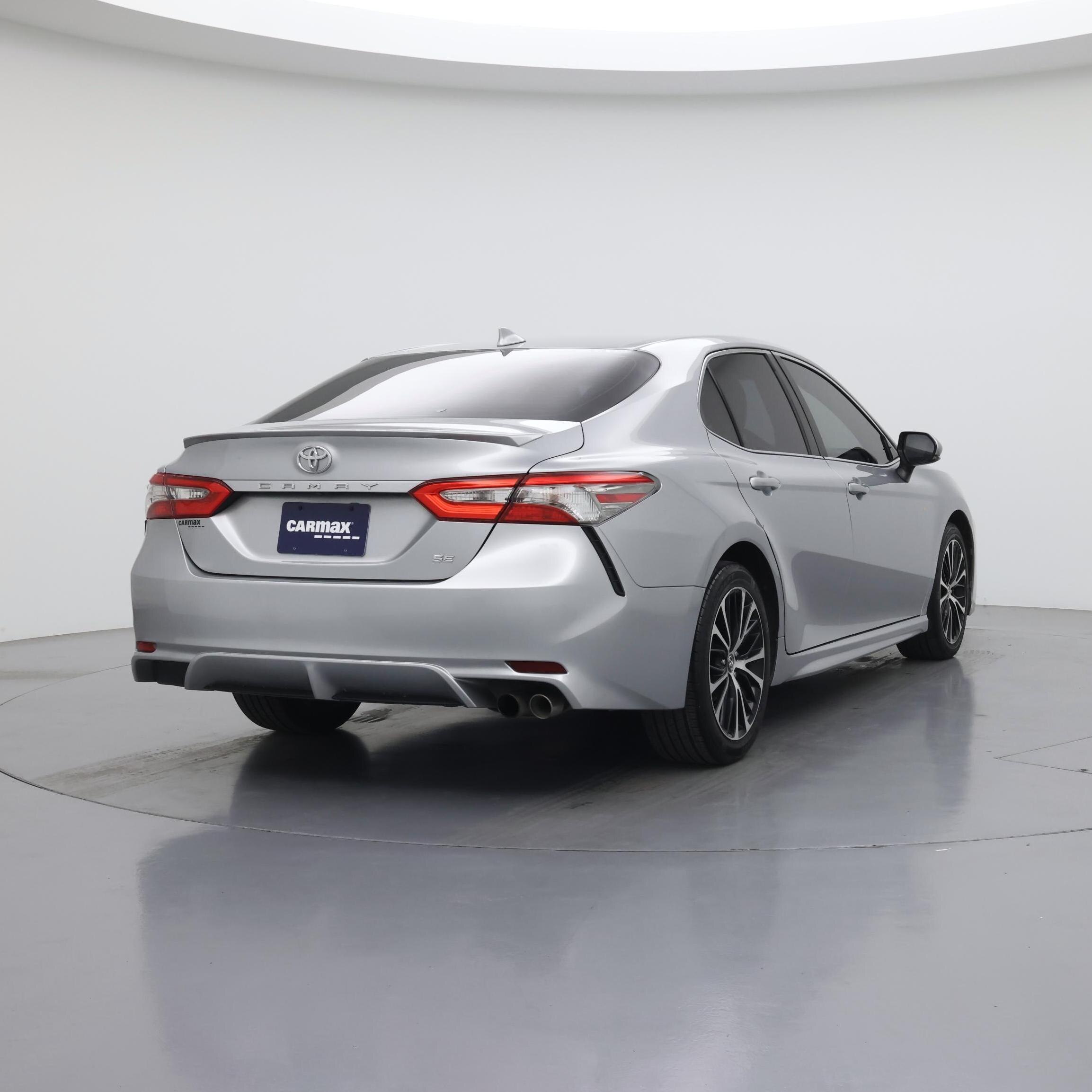 Thumbnail: 2018 Toyota Camry - 8